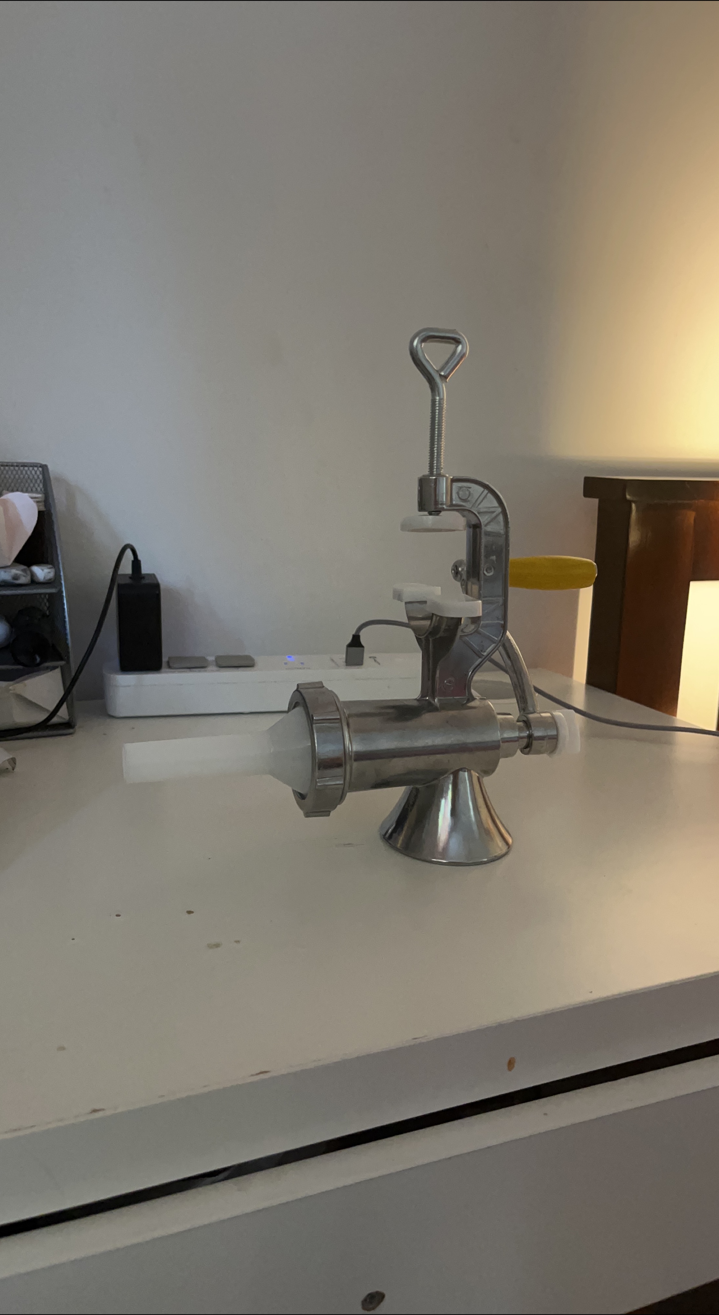 Meat grinder / sausage stuffer