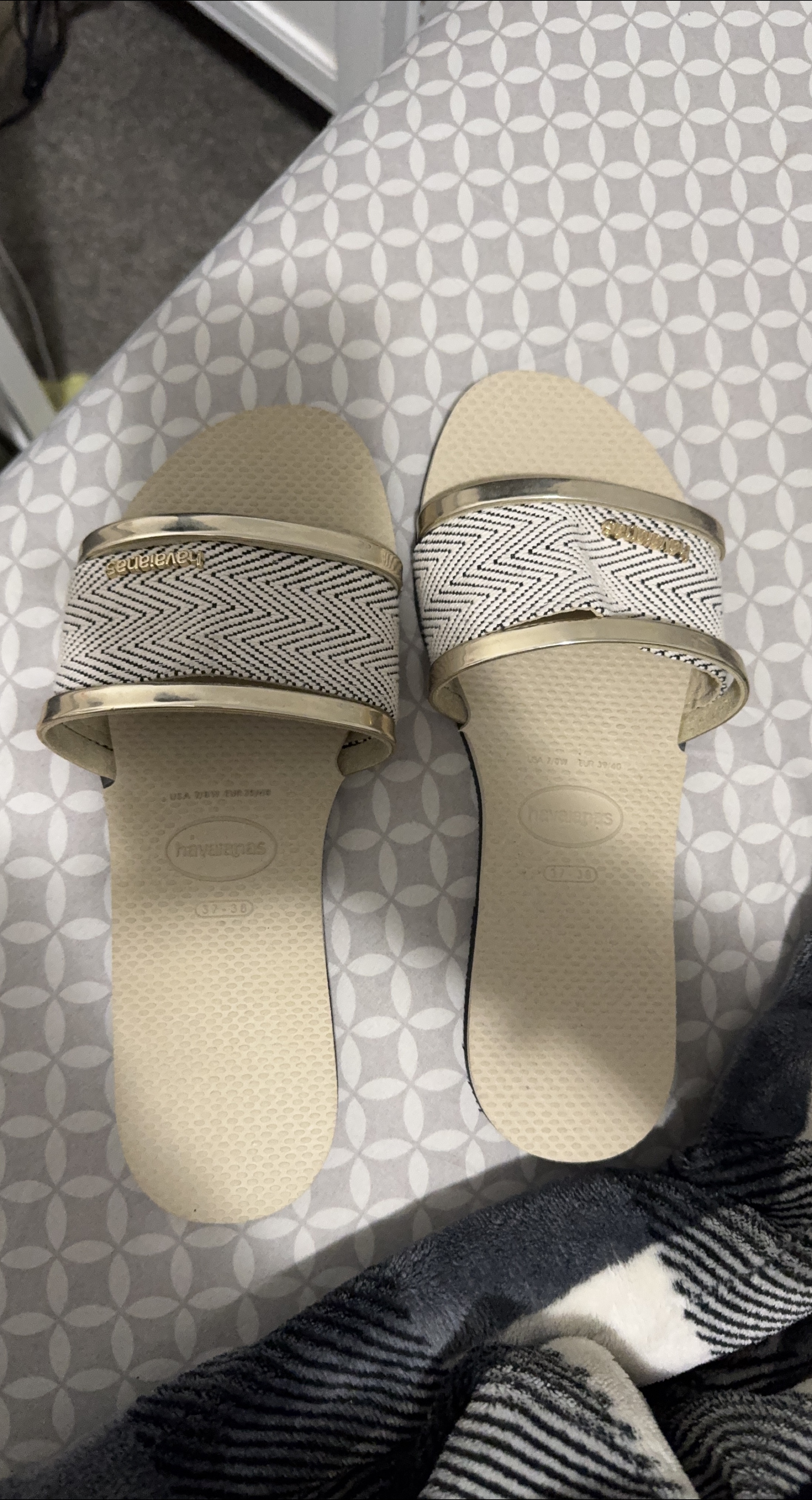 Havaianas Sandals Size 7/8 US thumbnail