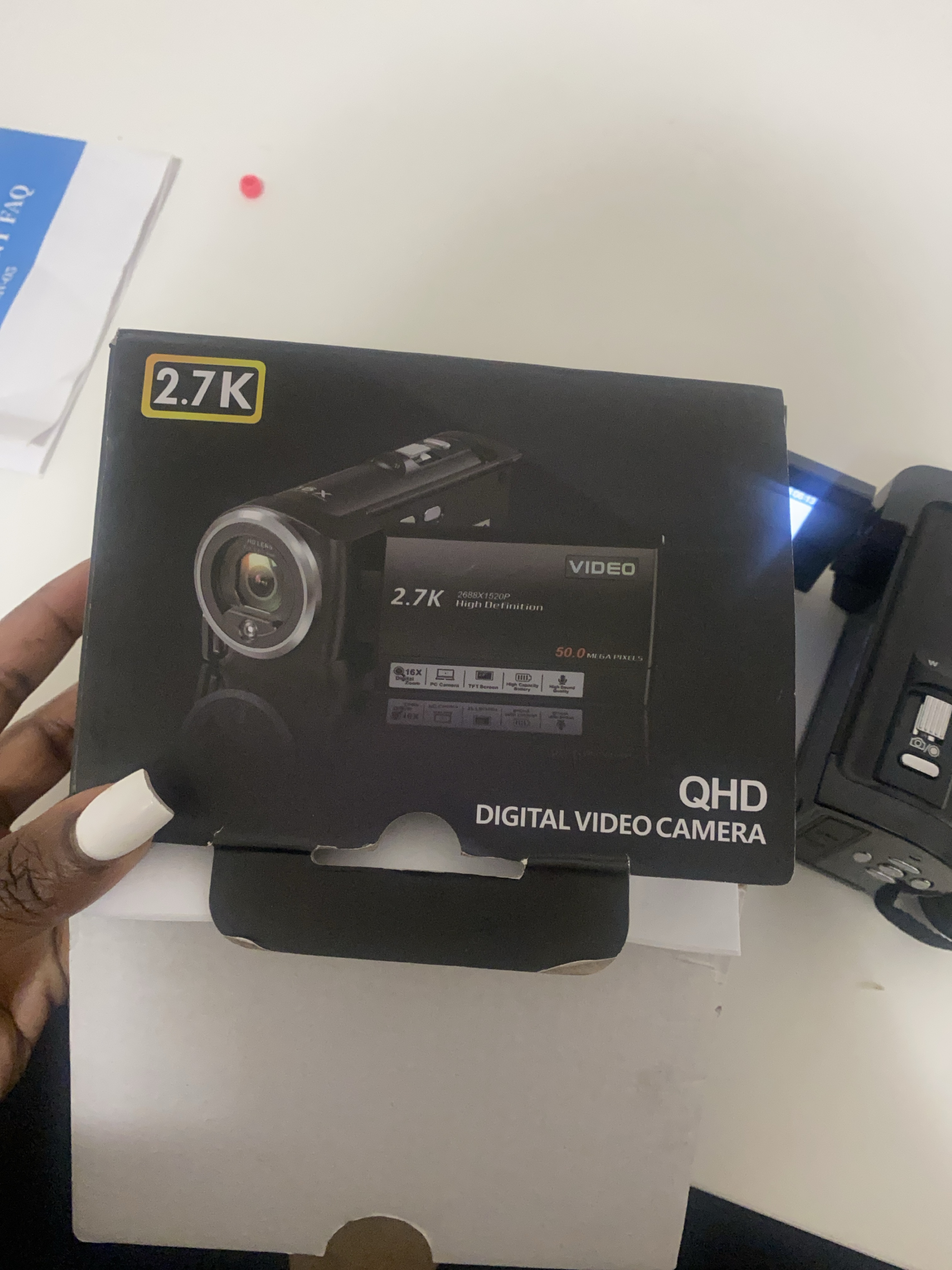 2.7K QHD Digital Video Camera thumbnail