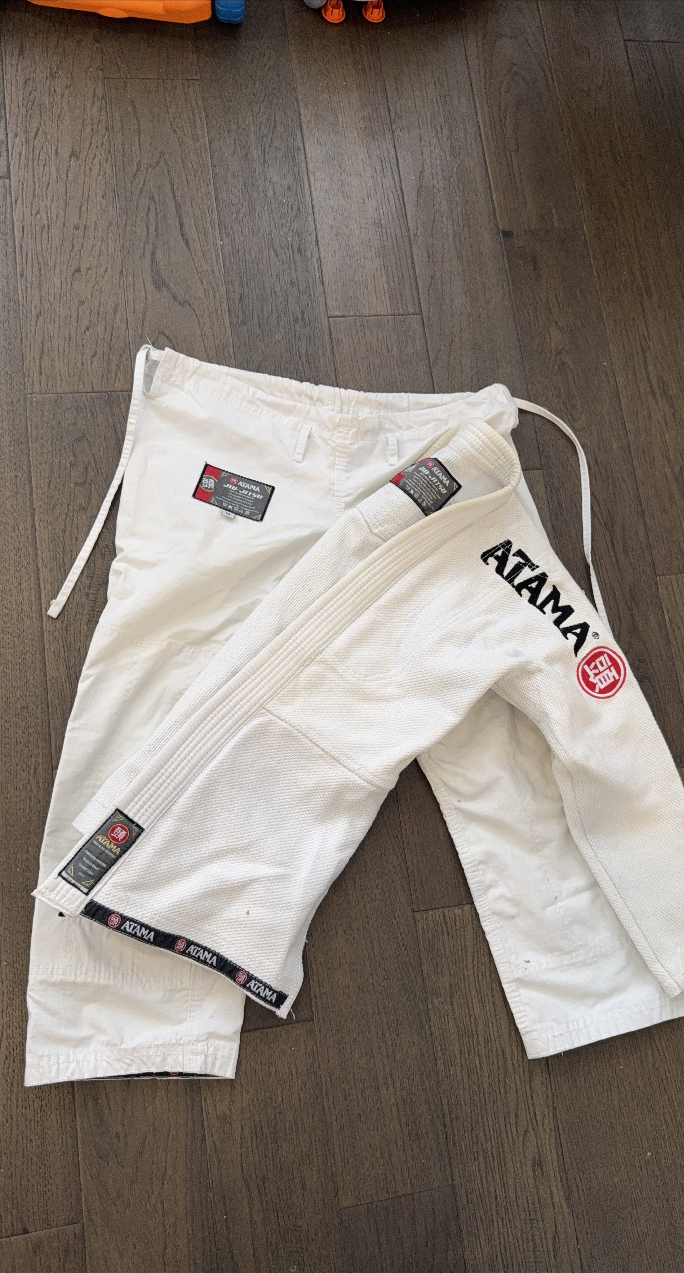 🇨🇦🍁Atama Jiu-Jitsu Gi - White thumbnail