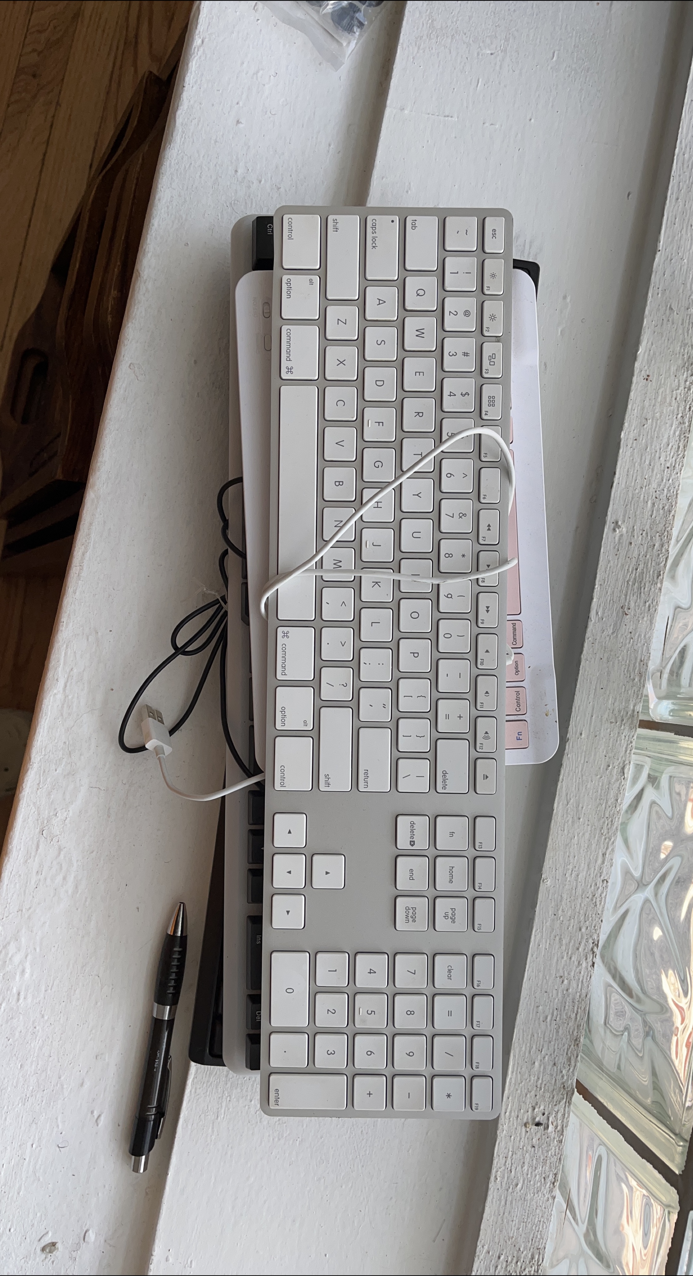 Apple Magic Keyboard with Numeric Keypad - Silver thumbnail