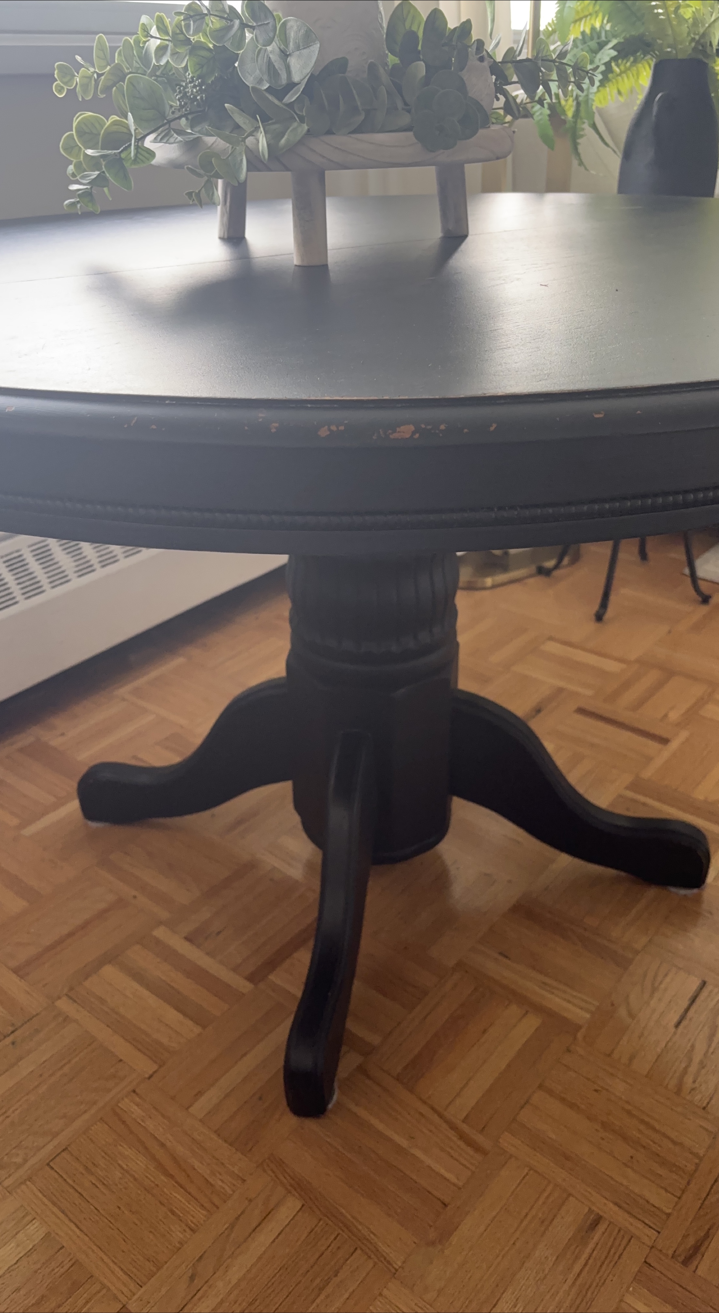 Black Round Dining Table thumbnail