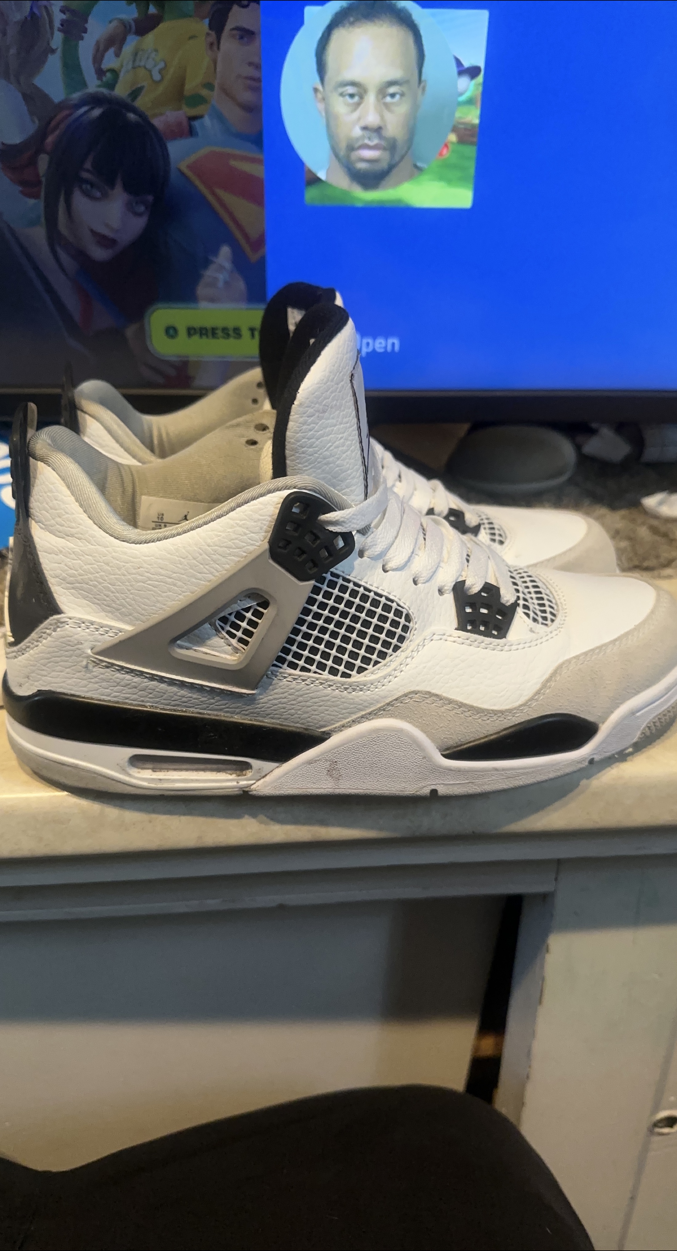 Air Jordan 4 Retro White Oreo Size 10 thumbnail
