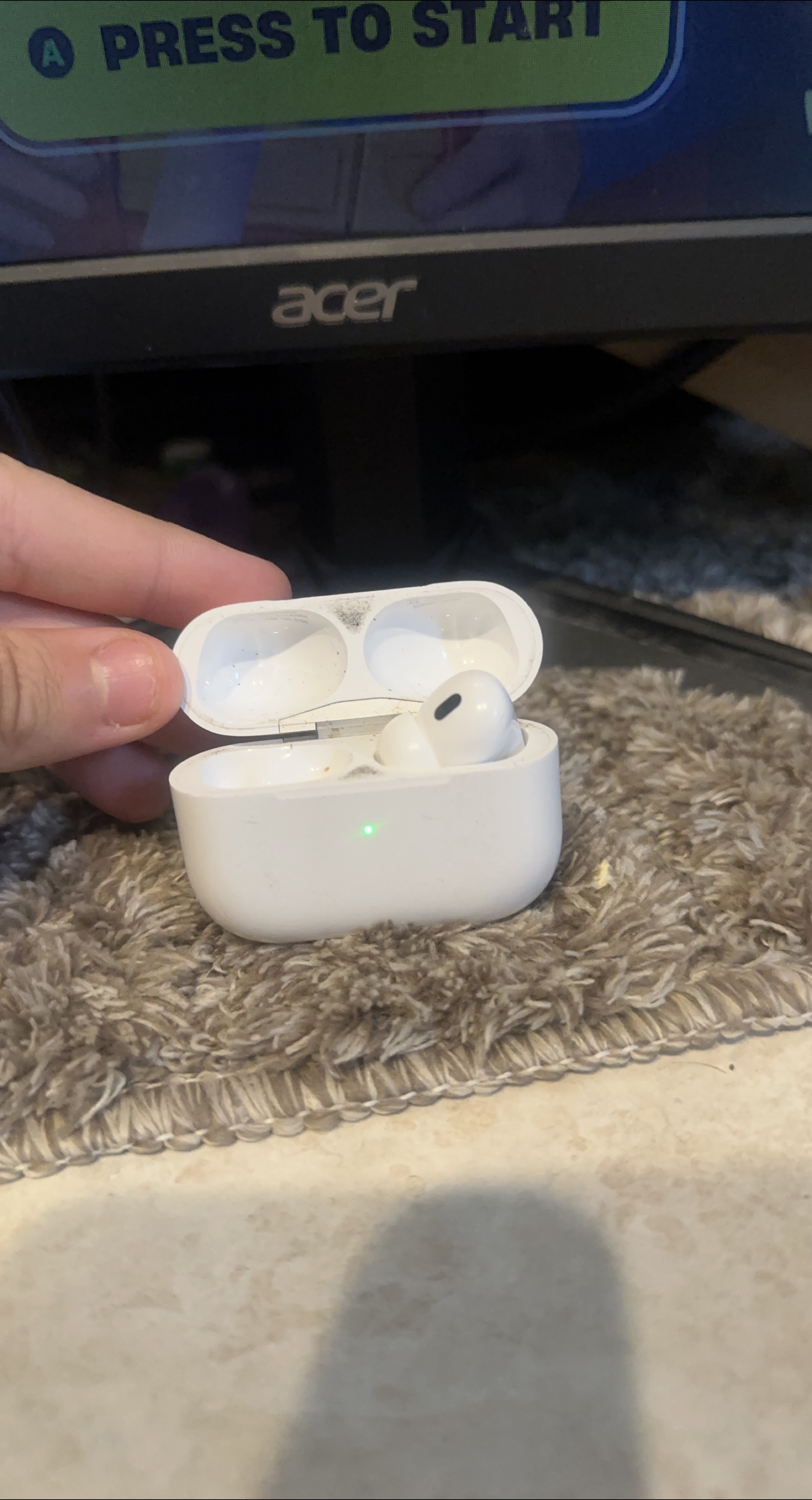 Apple Airpods Pro thumbnail