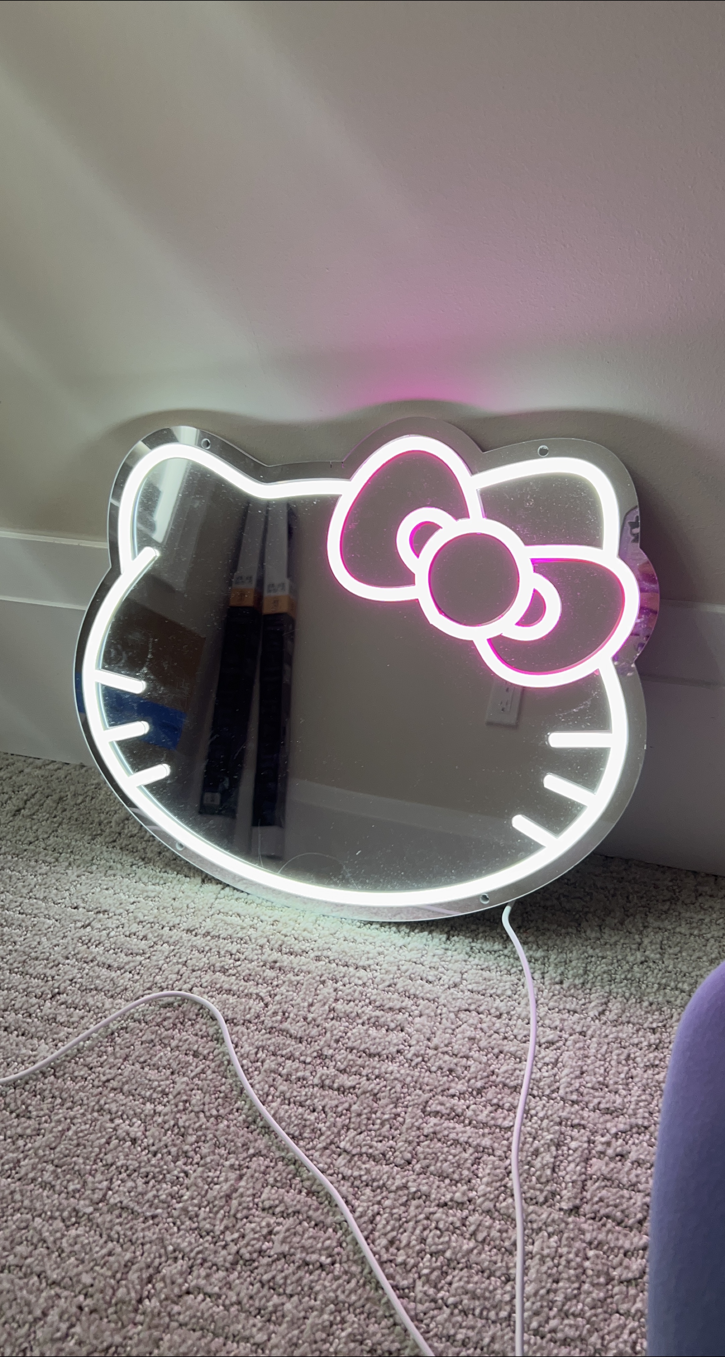 Hello Kitty Neon Mirror Light thumbnail