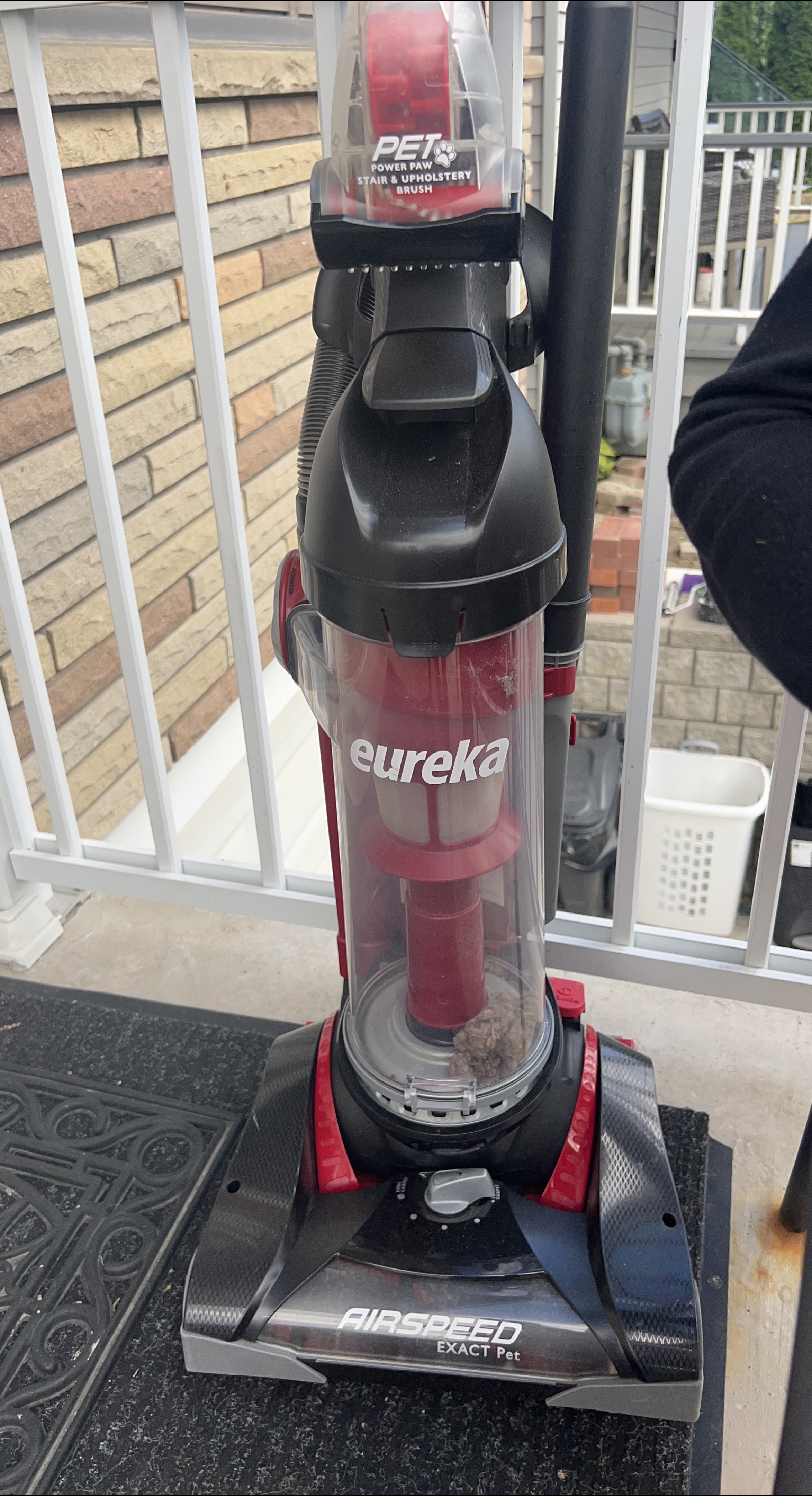 Eureka Airspeed Exact Pet Vacuum thumbnail