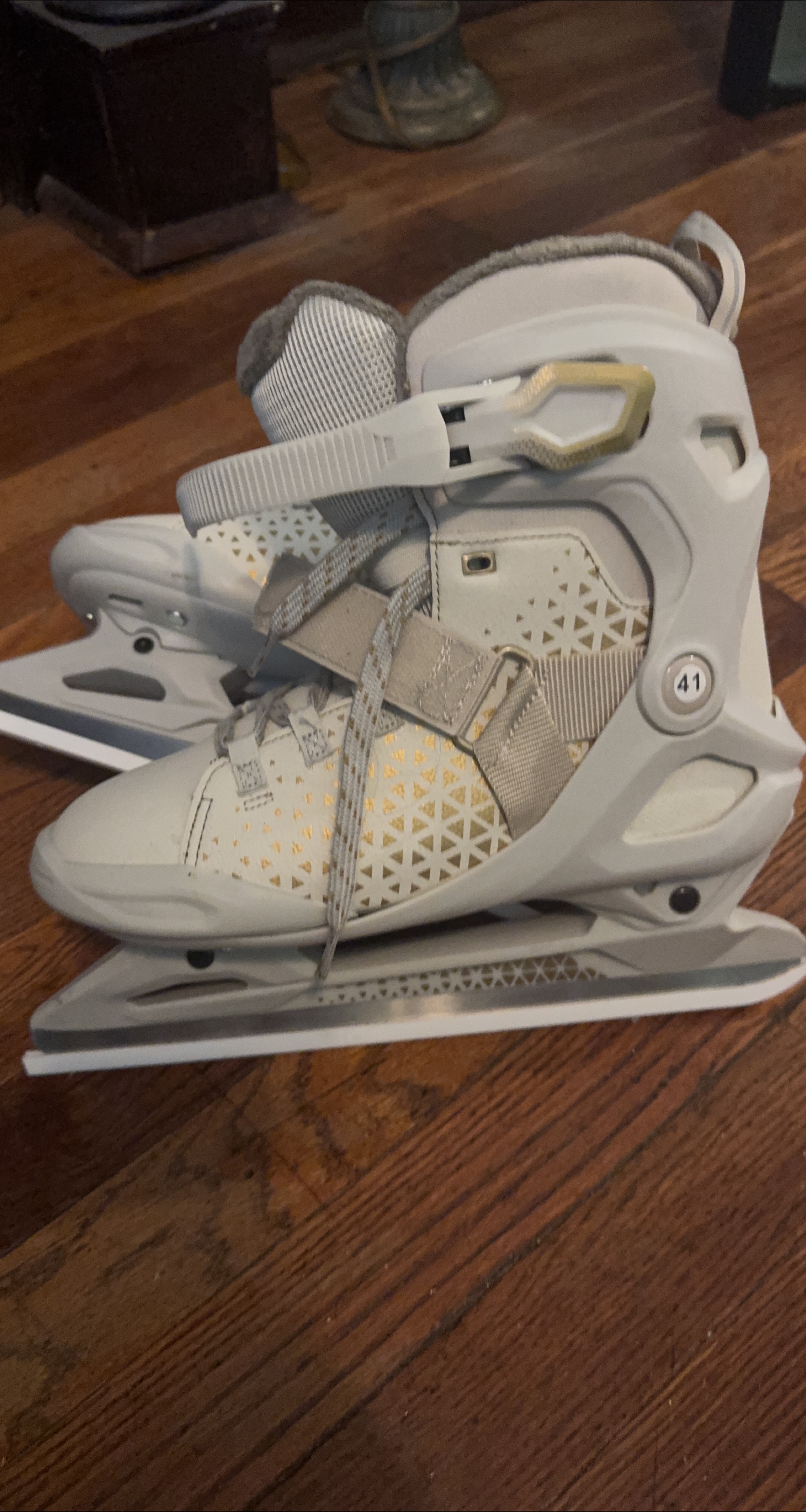 Decathlon Ice  Skates - Size 41 thumbnail