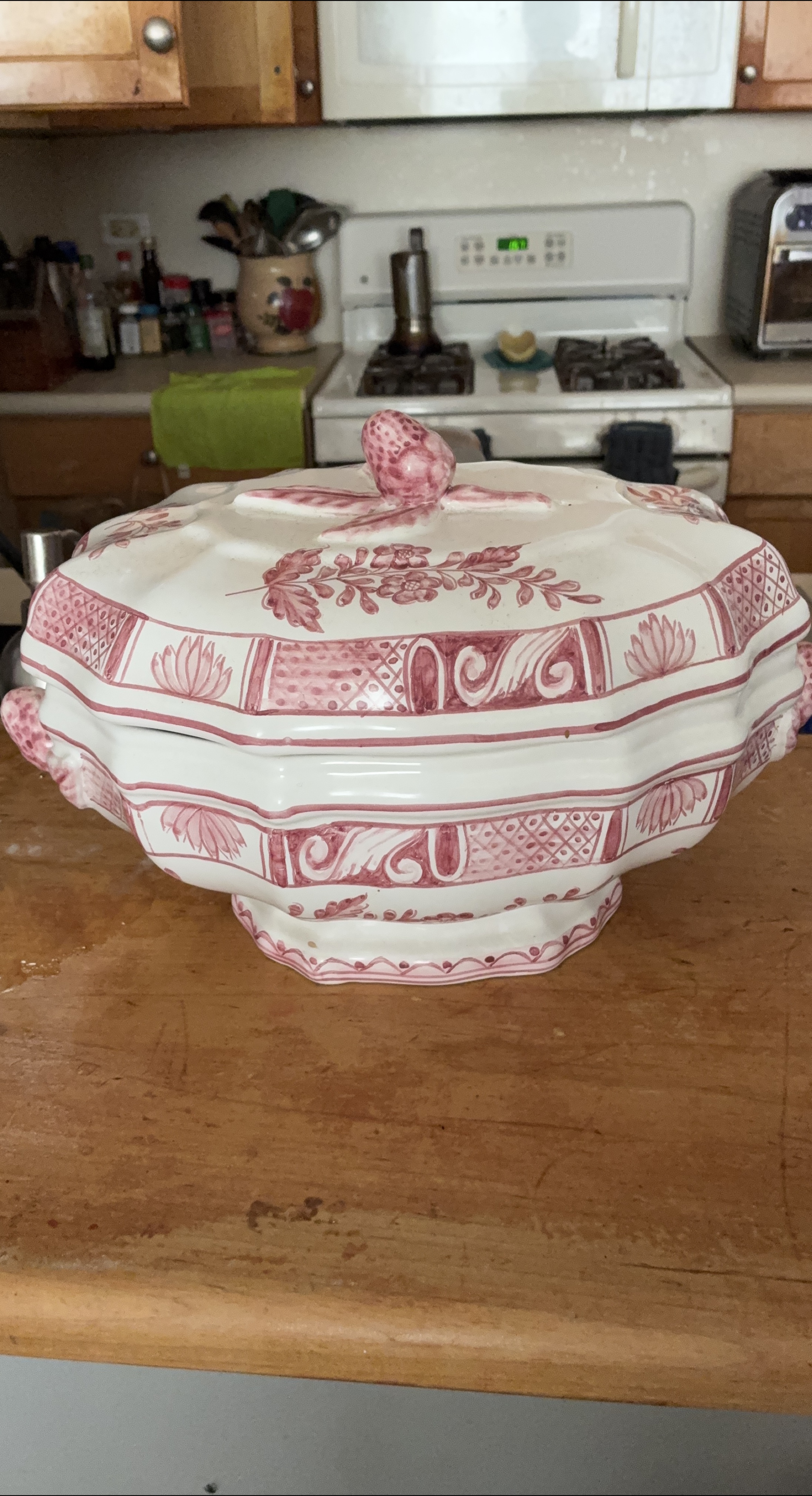 Vintage Johnson Brothers Devon Sprays Tureen thumbnail