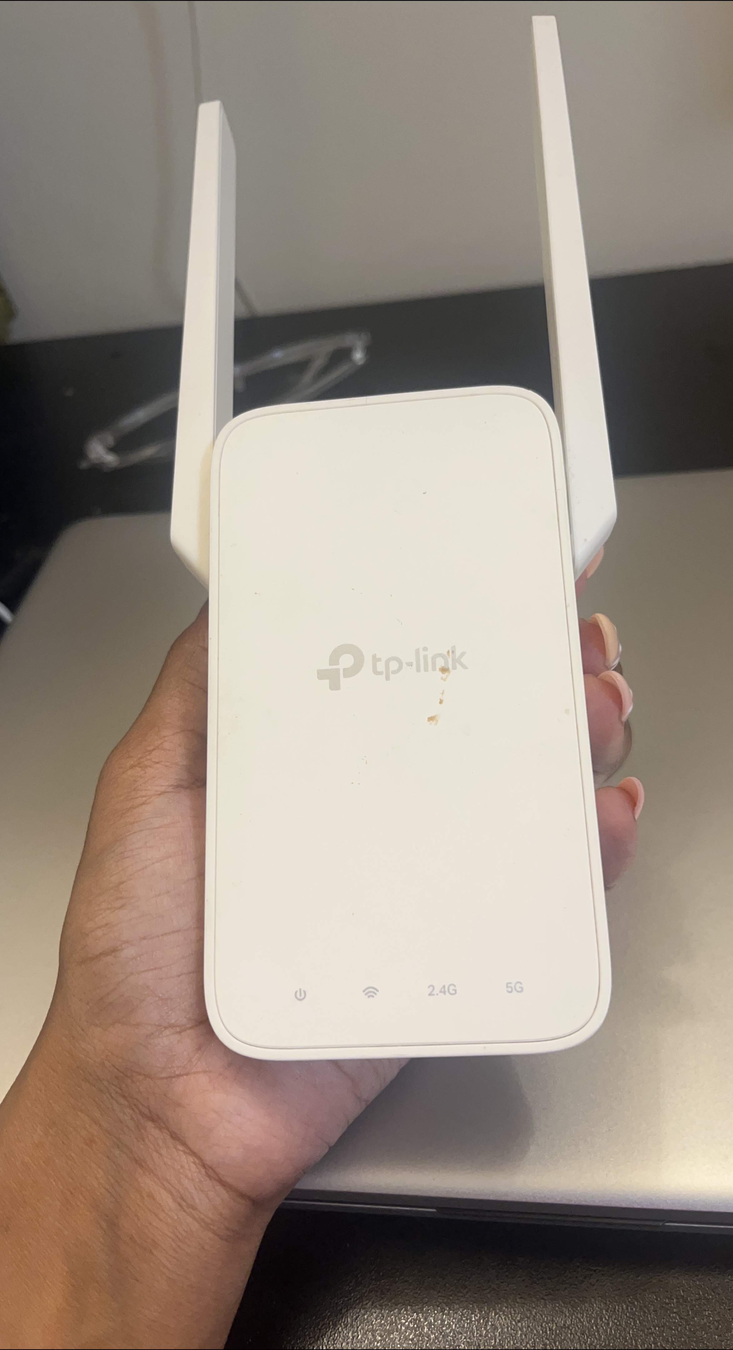 TP-Link WiFi Range Extender thumbnail