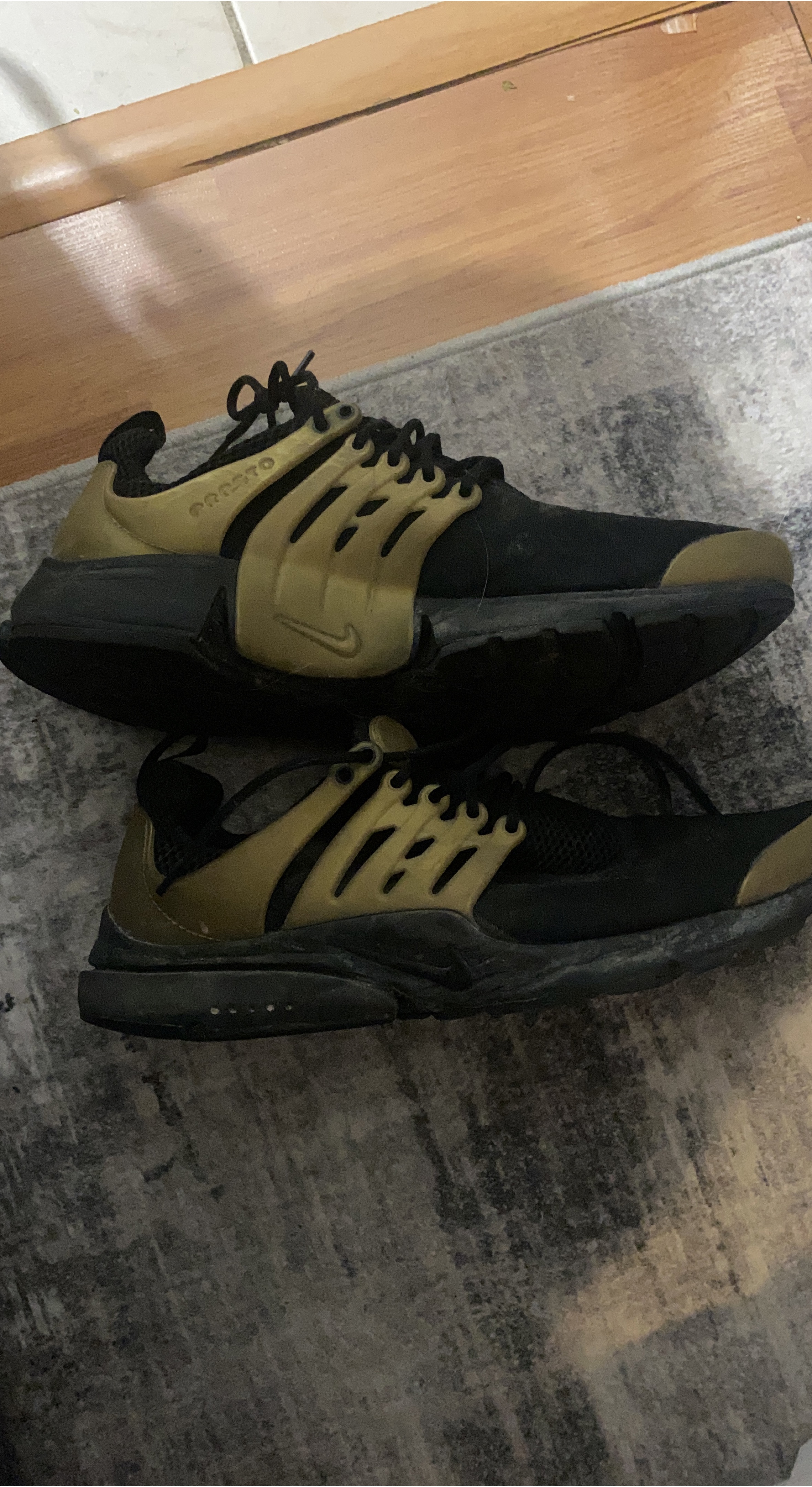 Nike Air Presto Olive/Black - Size 10 thumbnail