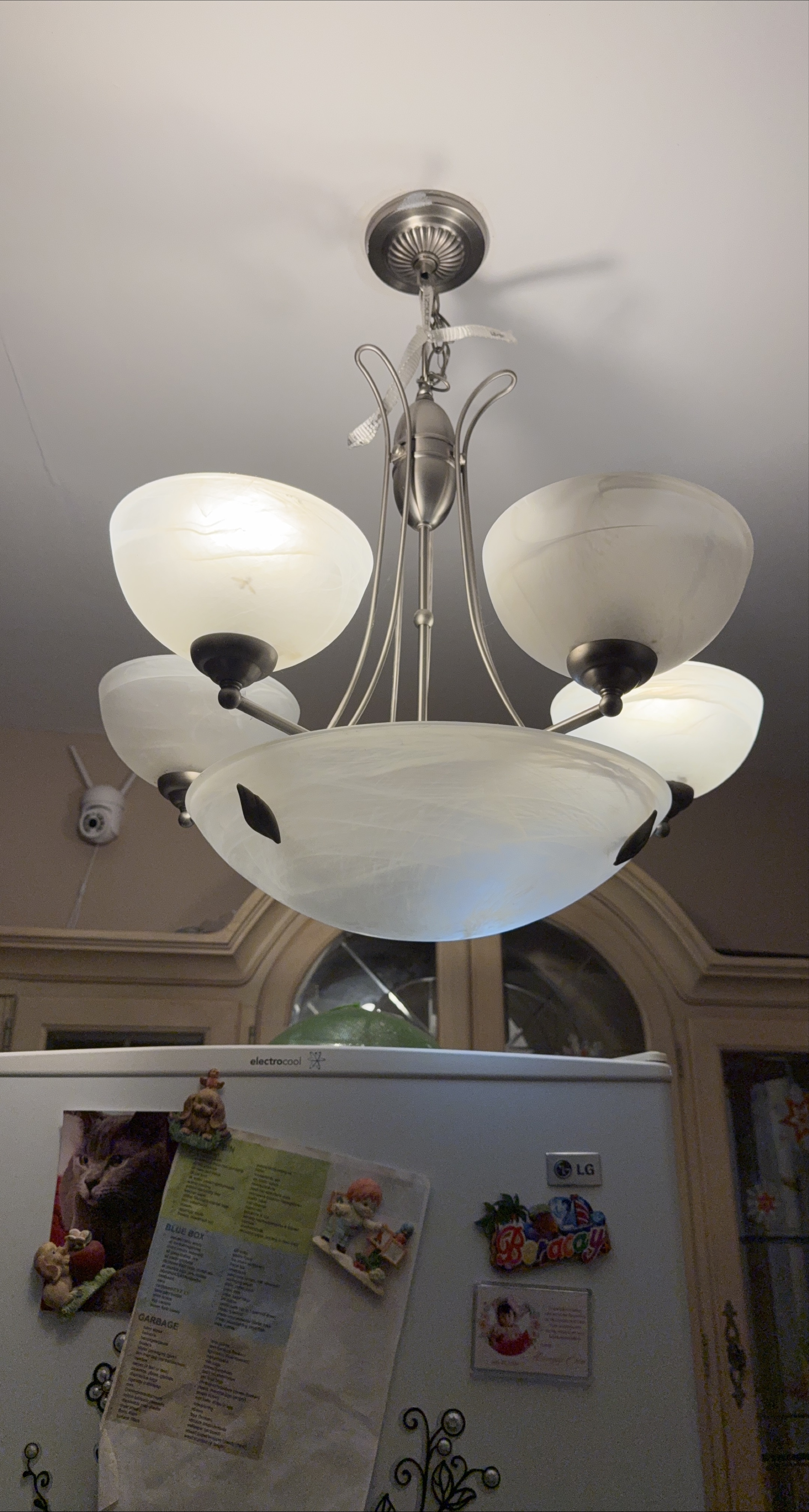 Chandelier with 5 frosted glass shades thumbnail