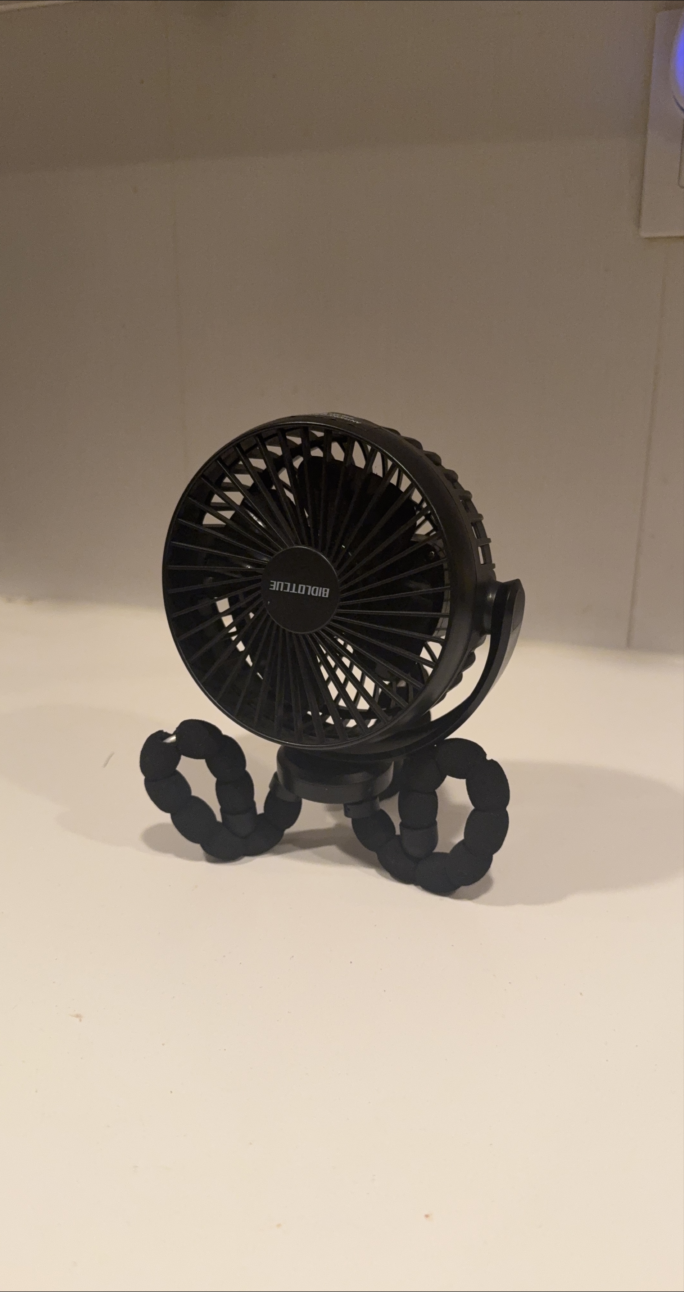 BIDLOTCUE Mini Fan - Black thumbnail