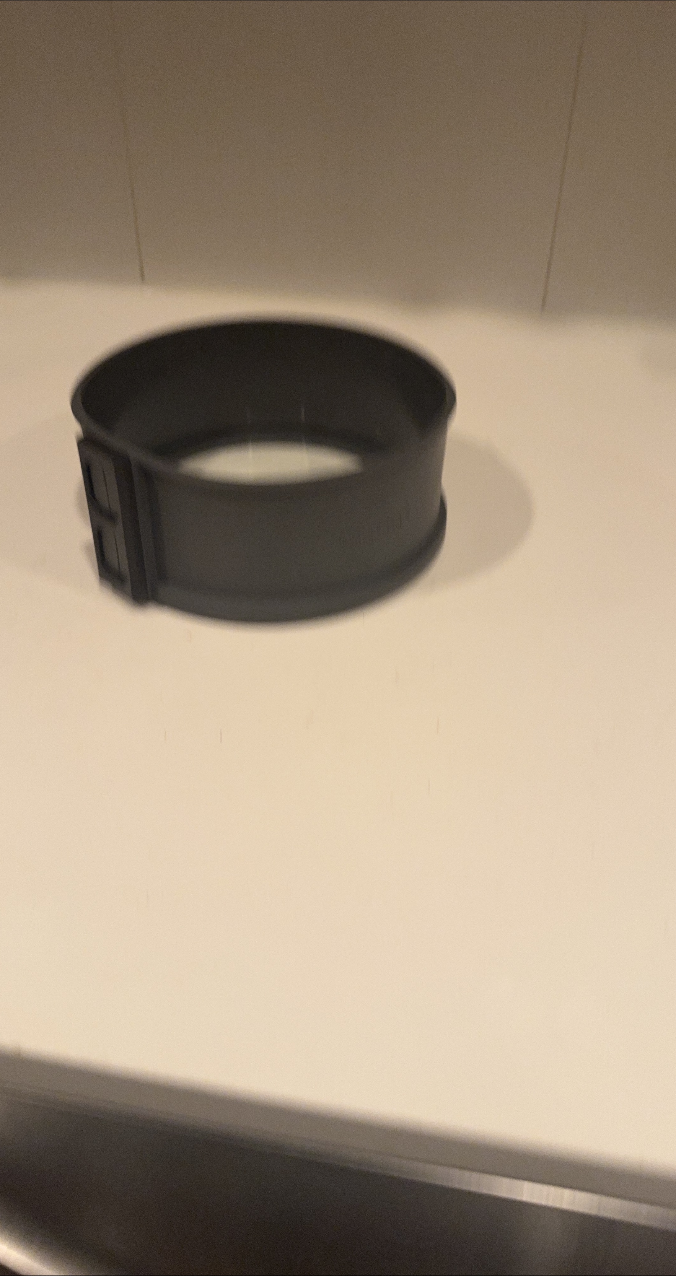 Springform Pan Glass Bottom / Rubber Sides thumbnail