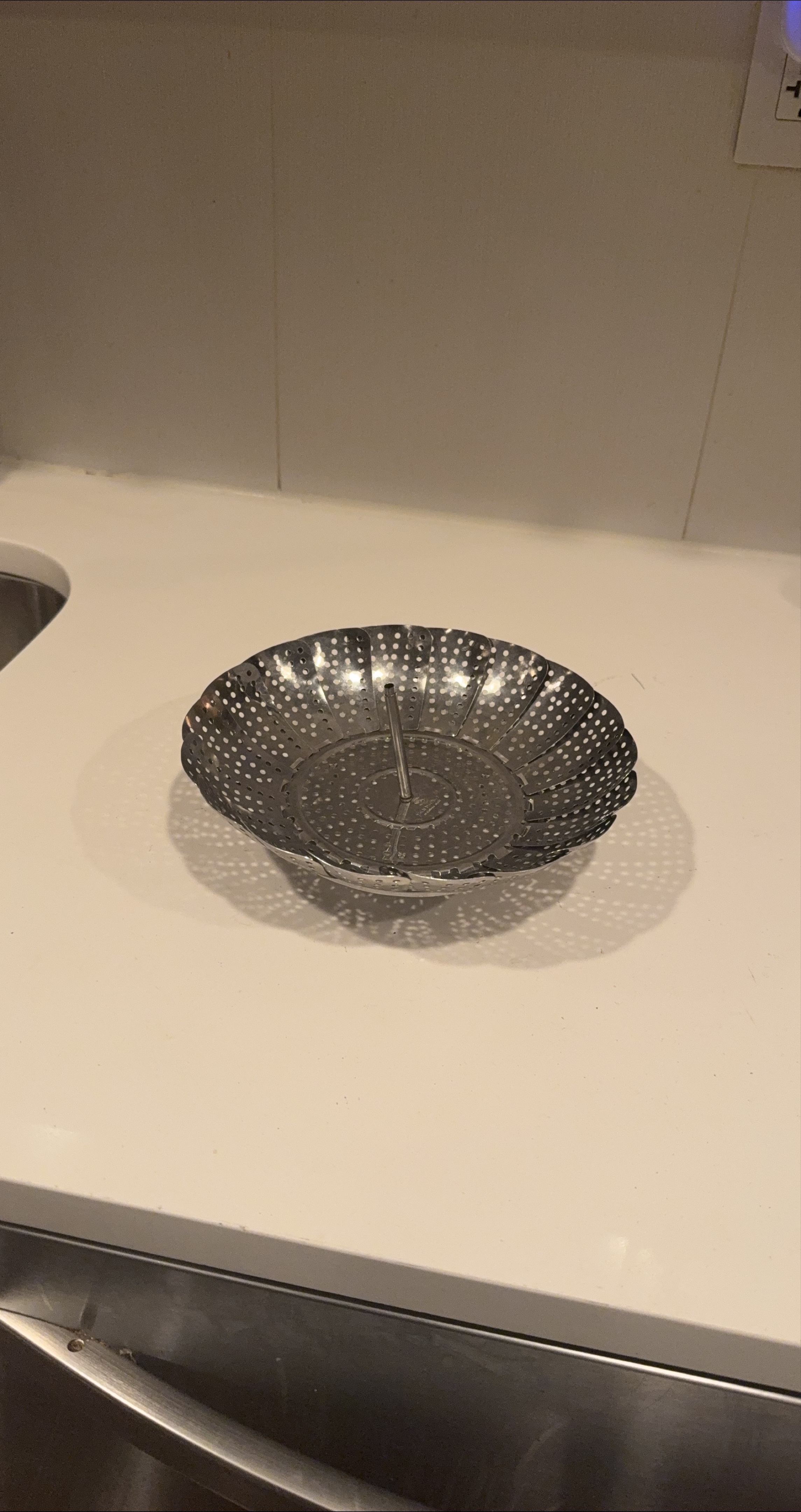 Vegetable Steamer Basket thumbnail