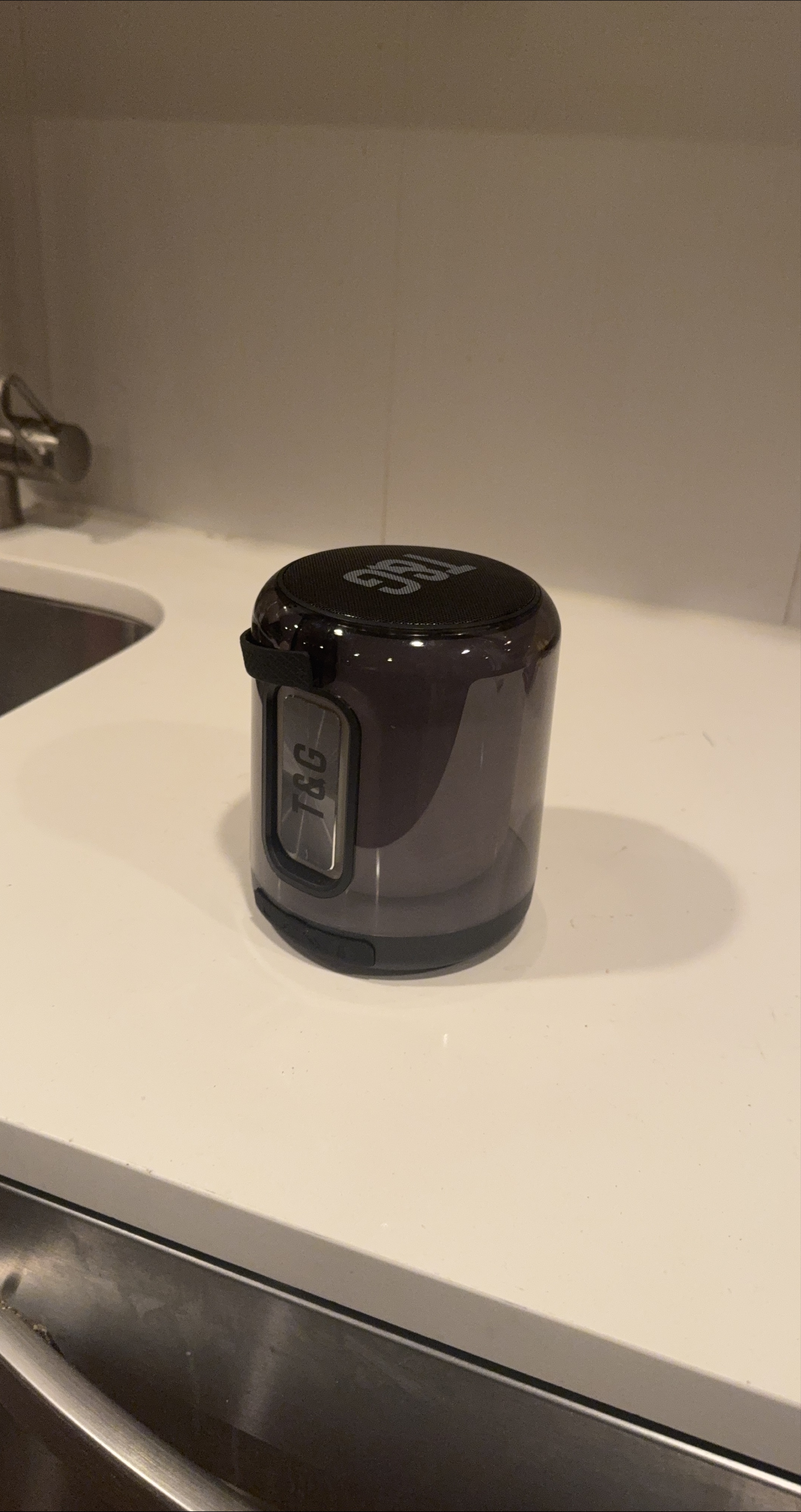 T&G Portable Bluetooth Speaker thumbnail