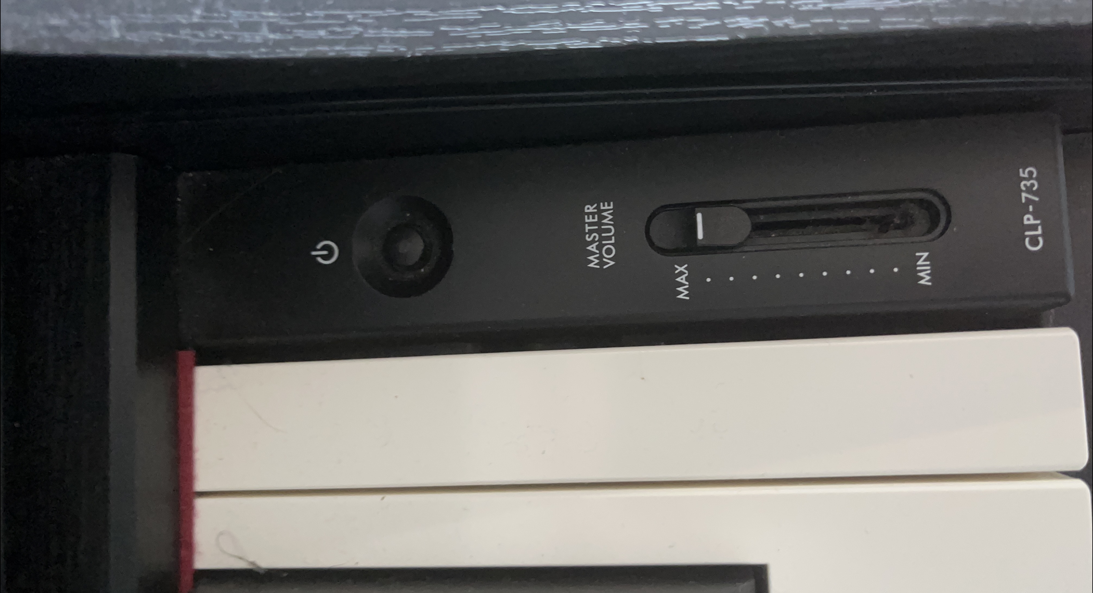 Yamaha Clavinova CLP-735 Digital Piano thumbnail