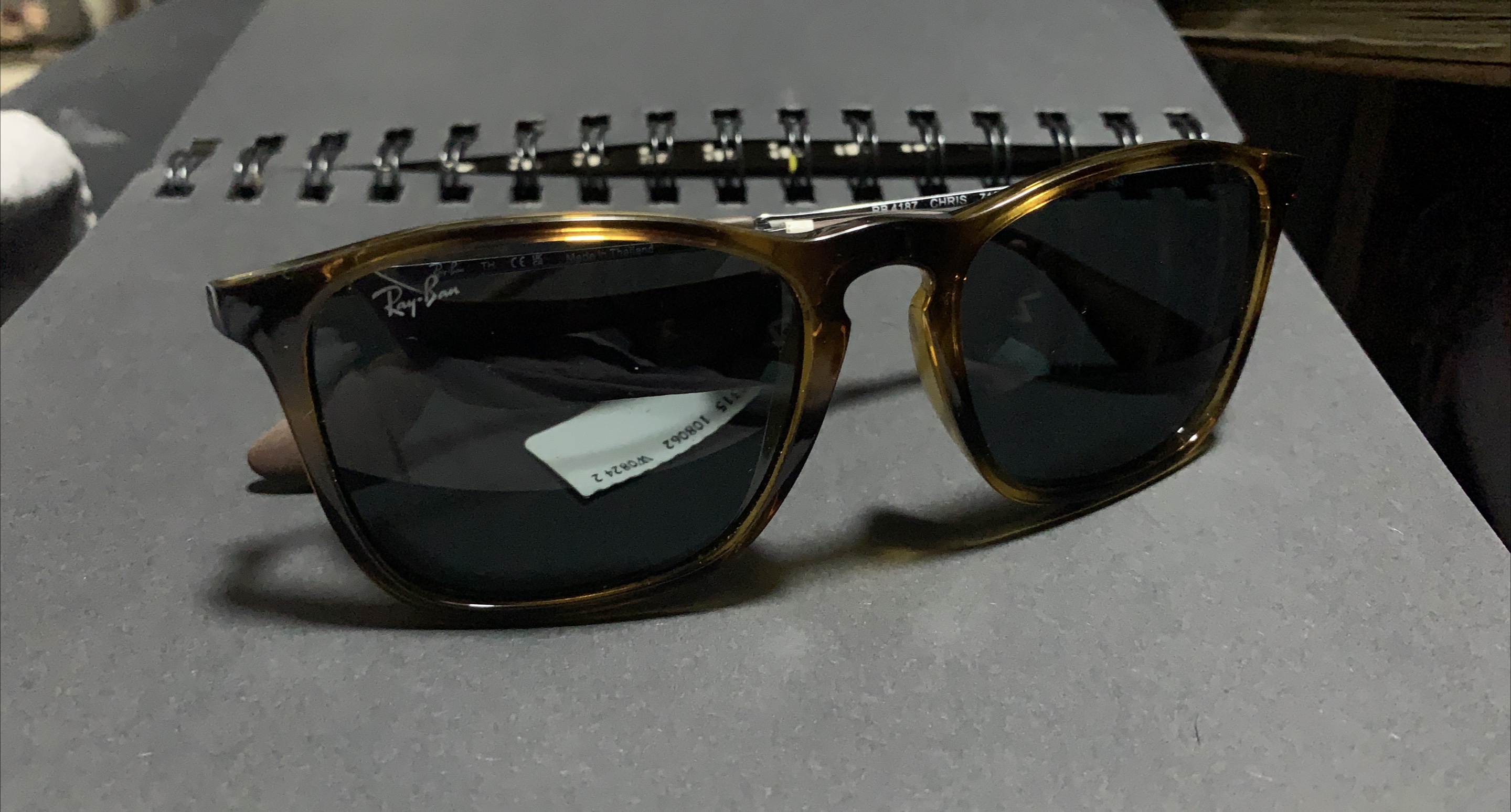 Ray-Ban RB4187 Chris Sunglasses thumbnail