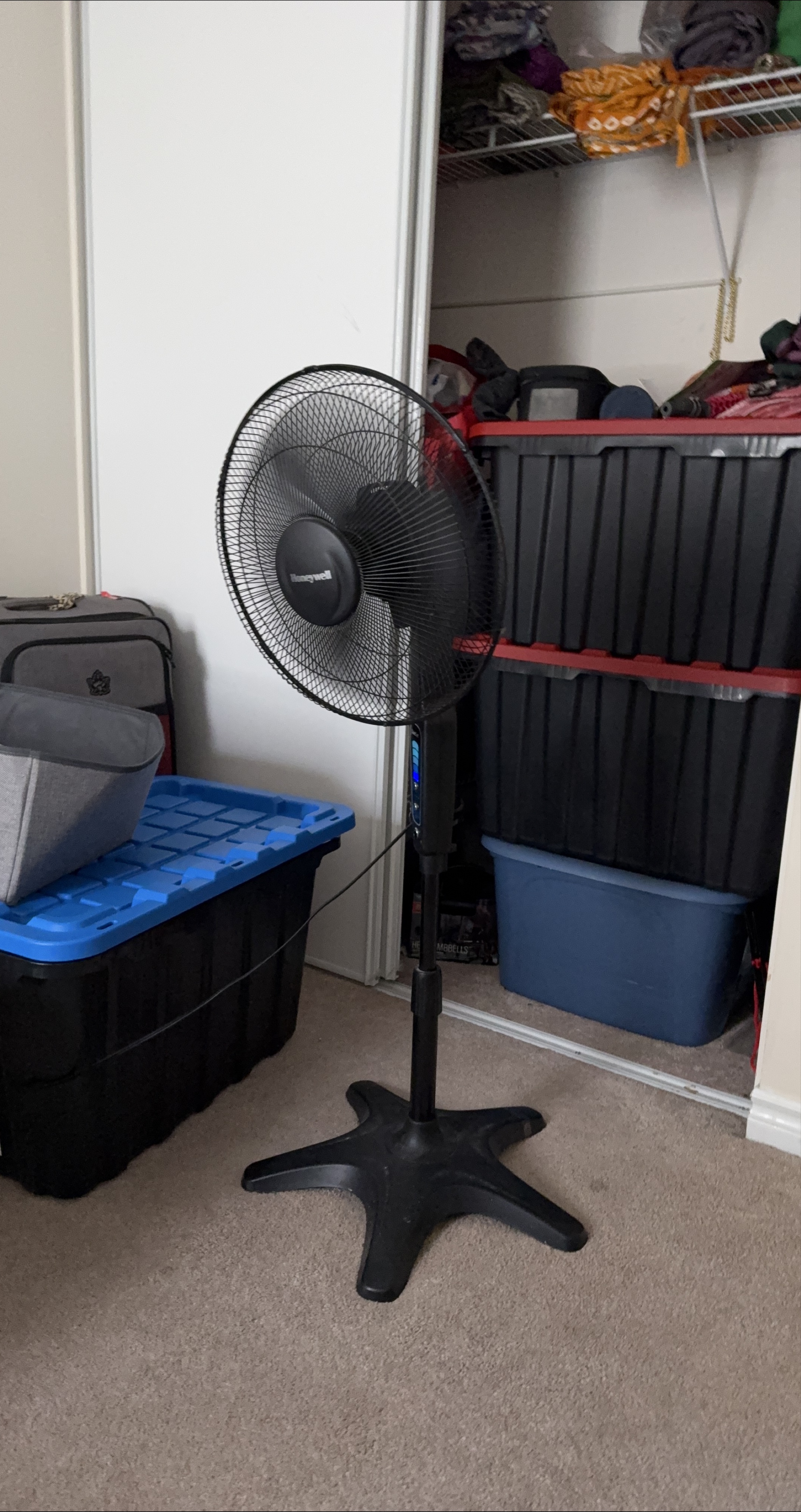 Honeywell Black Stand Fan thumbnail
