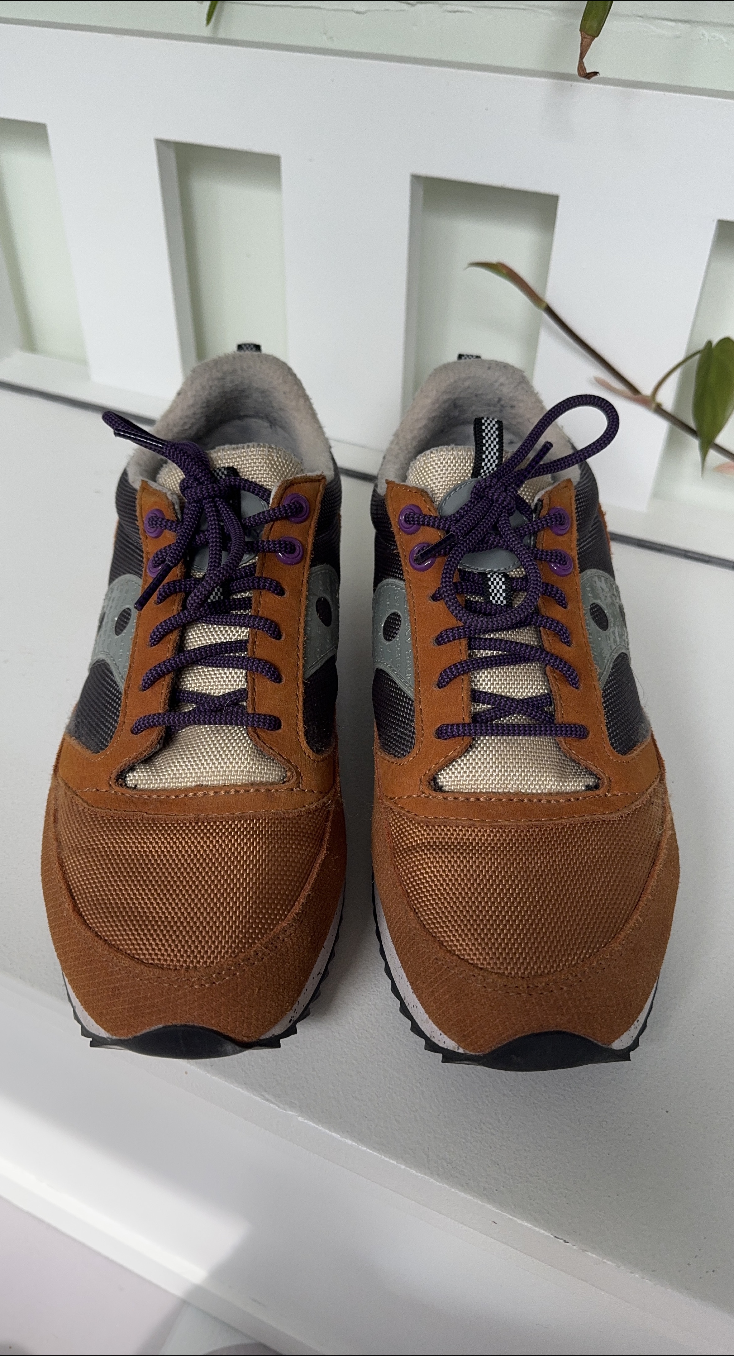 Saucony size 11 Men's Sneakers thumbnail
