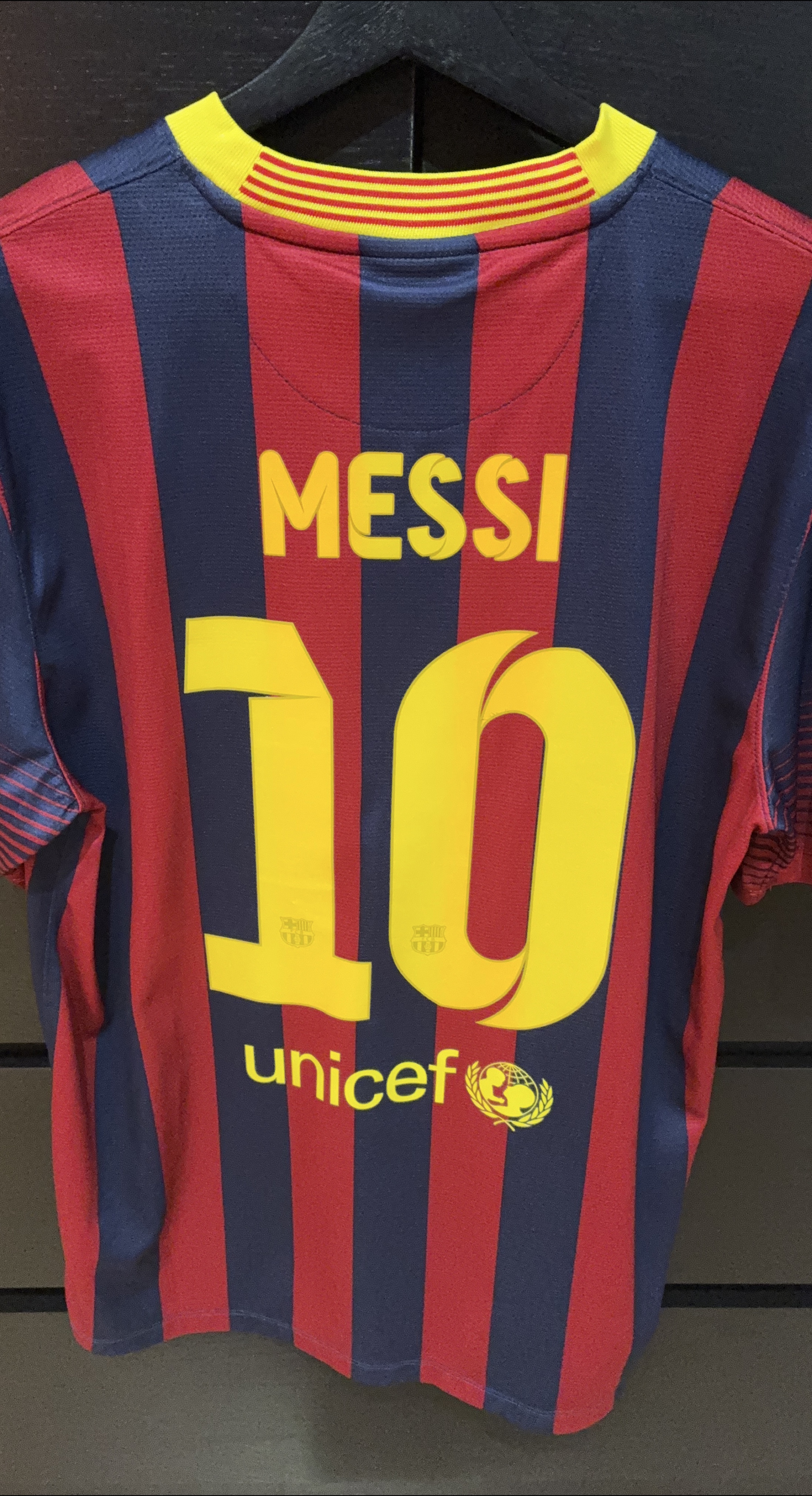 Barcelona Messi #10 Jersey - Nike Dri-FIT thumbnail