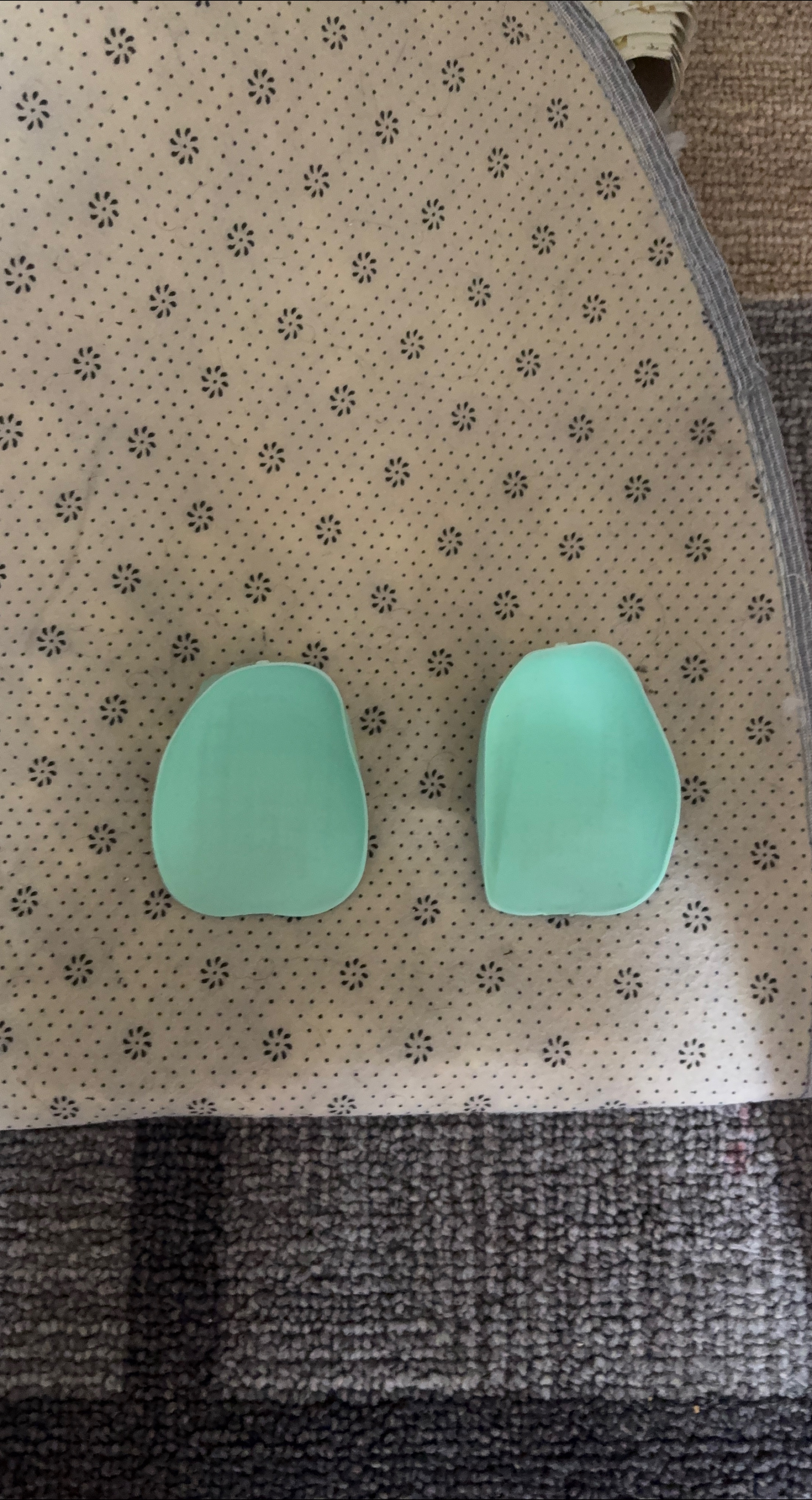 Silicone Orthopedic Heal Cushions thumbnail
