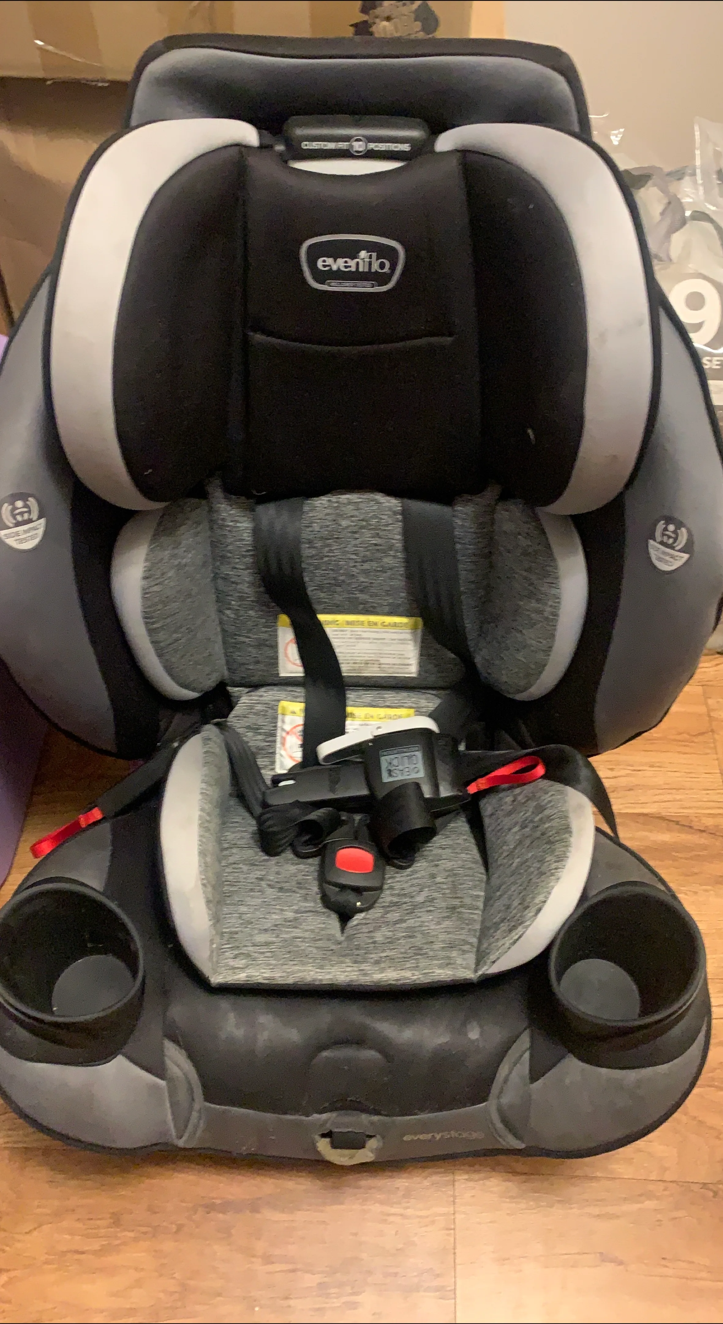 Evenflo EveryStage DLX Car Seat