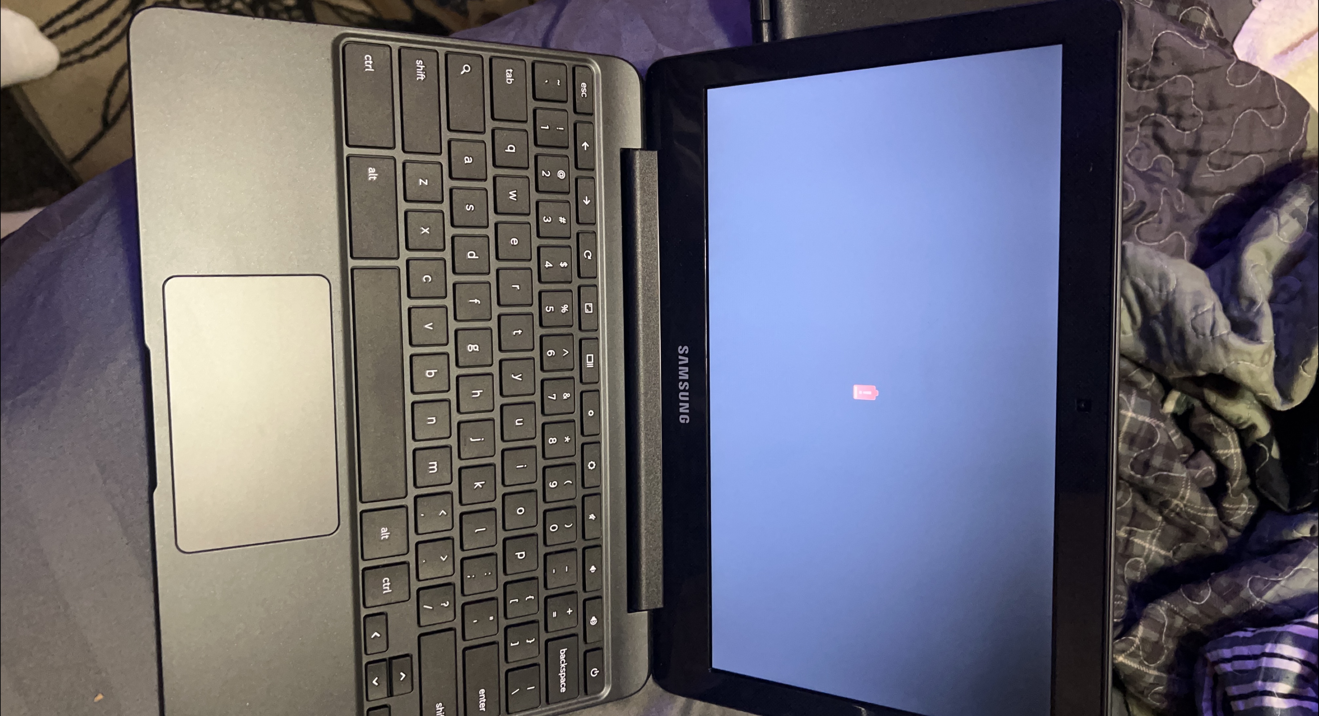 Samsung Chromebook Laptop thumbnail