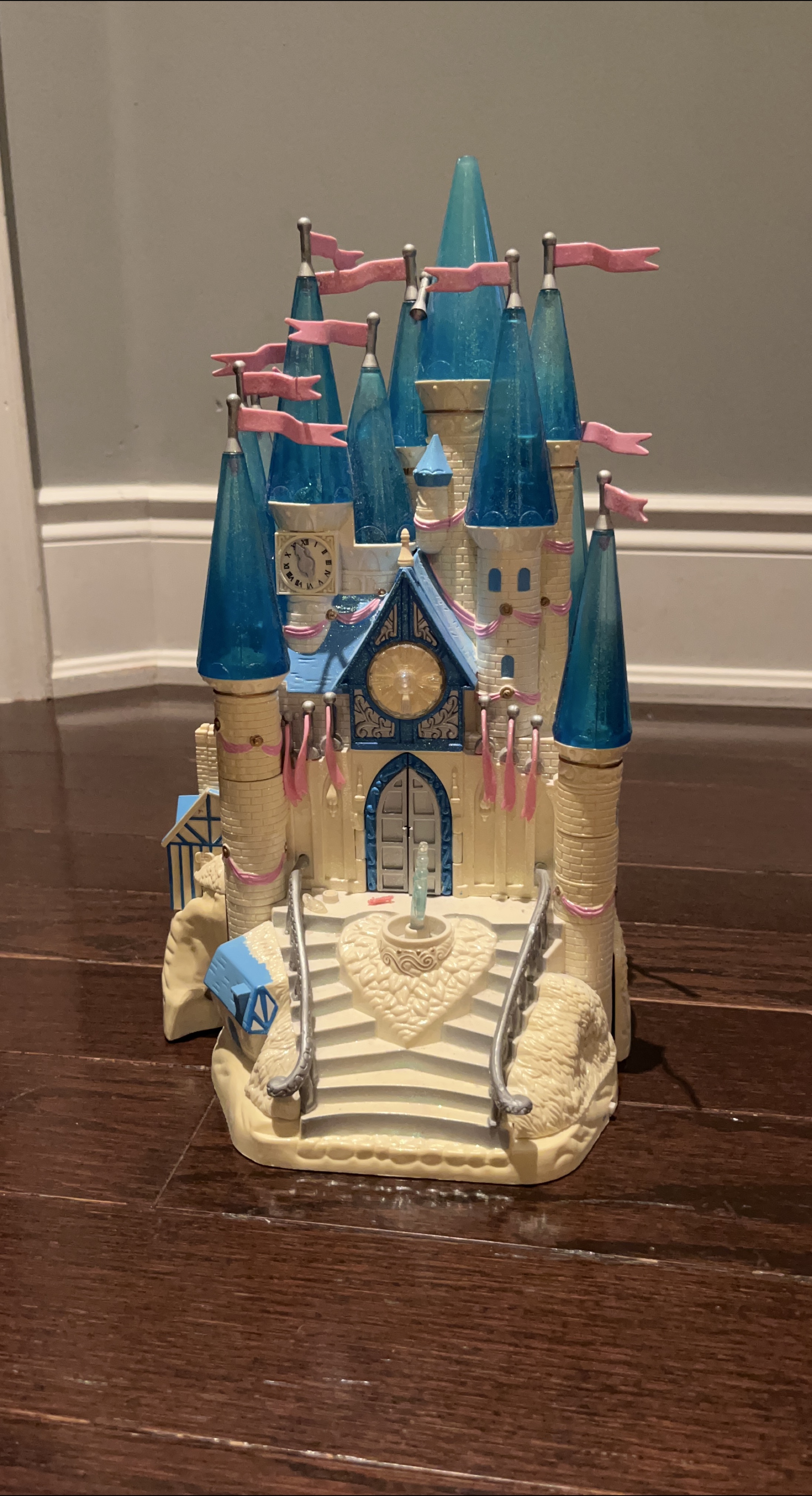 Disney Cinderella Castle Figurine