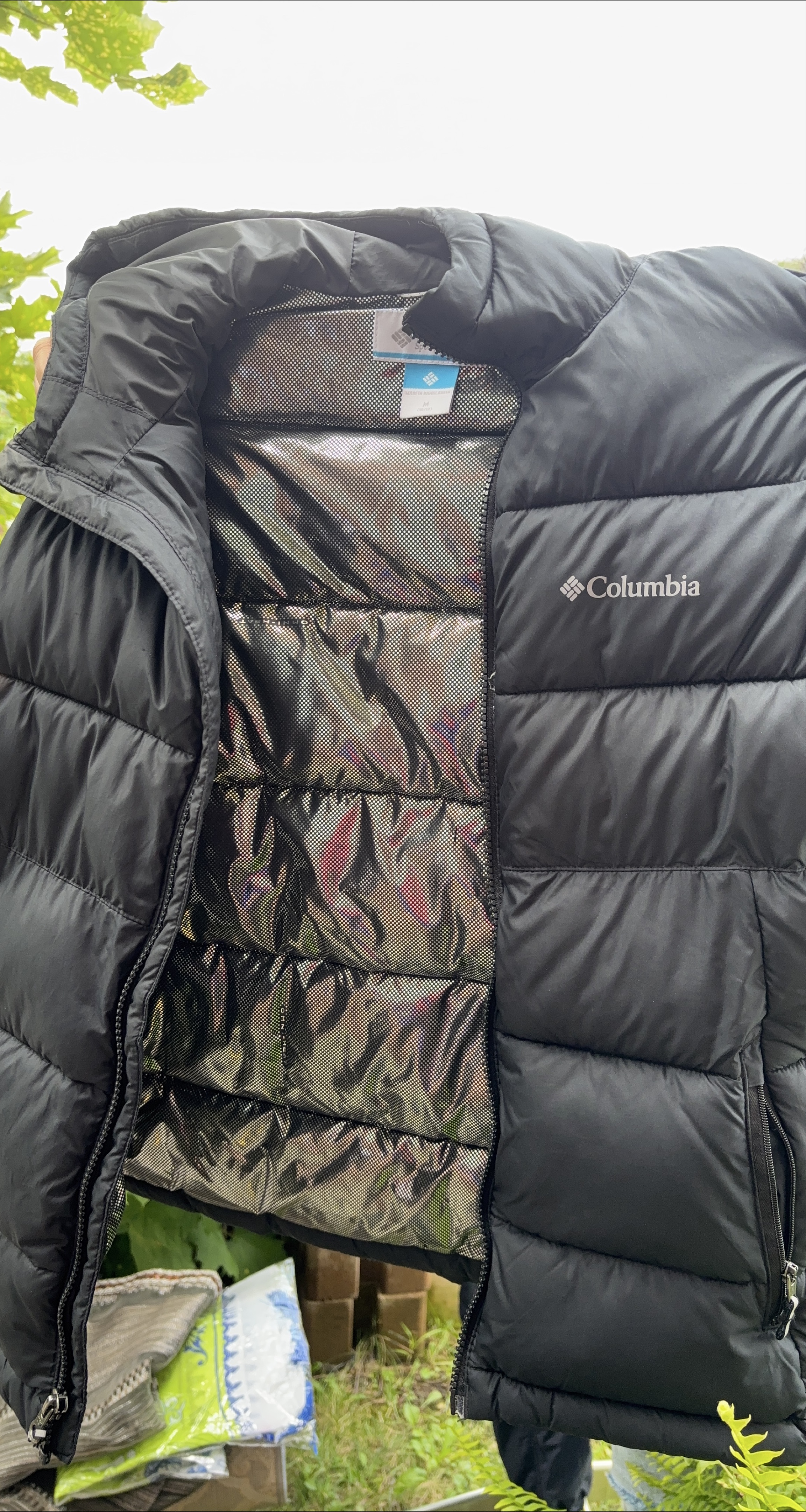 Columbia Black Puffer Jacket - Size M thumbnail