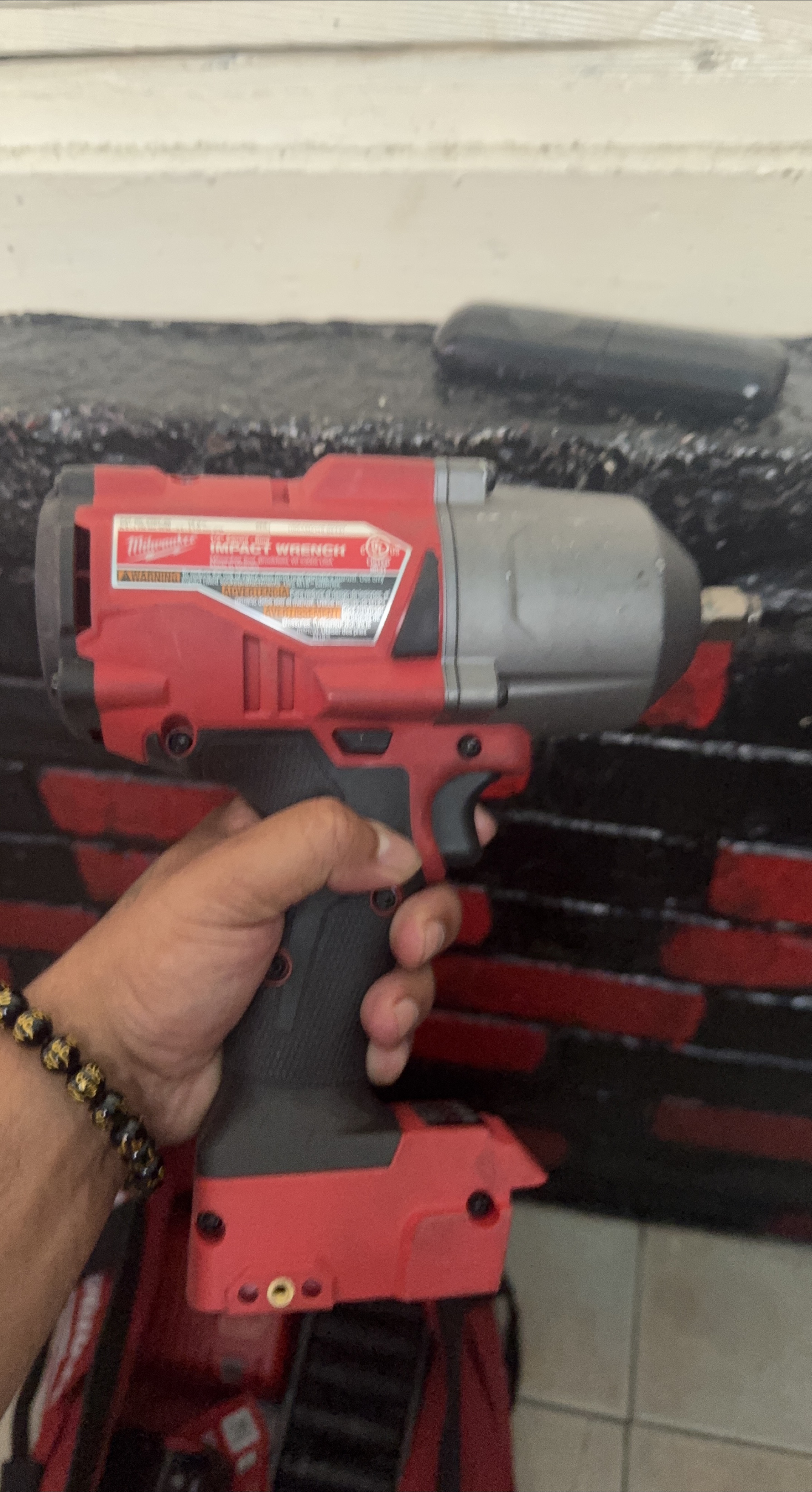 Milwaukee Impact Wrench thumbnail