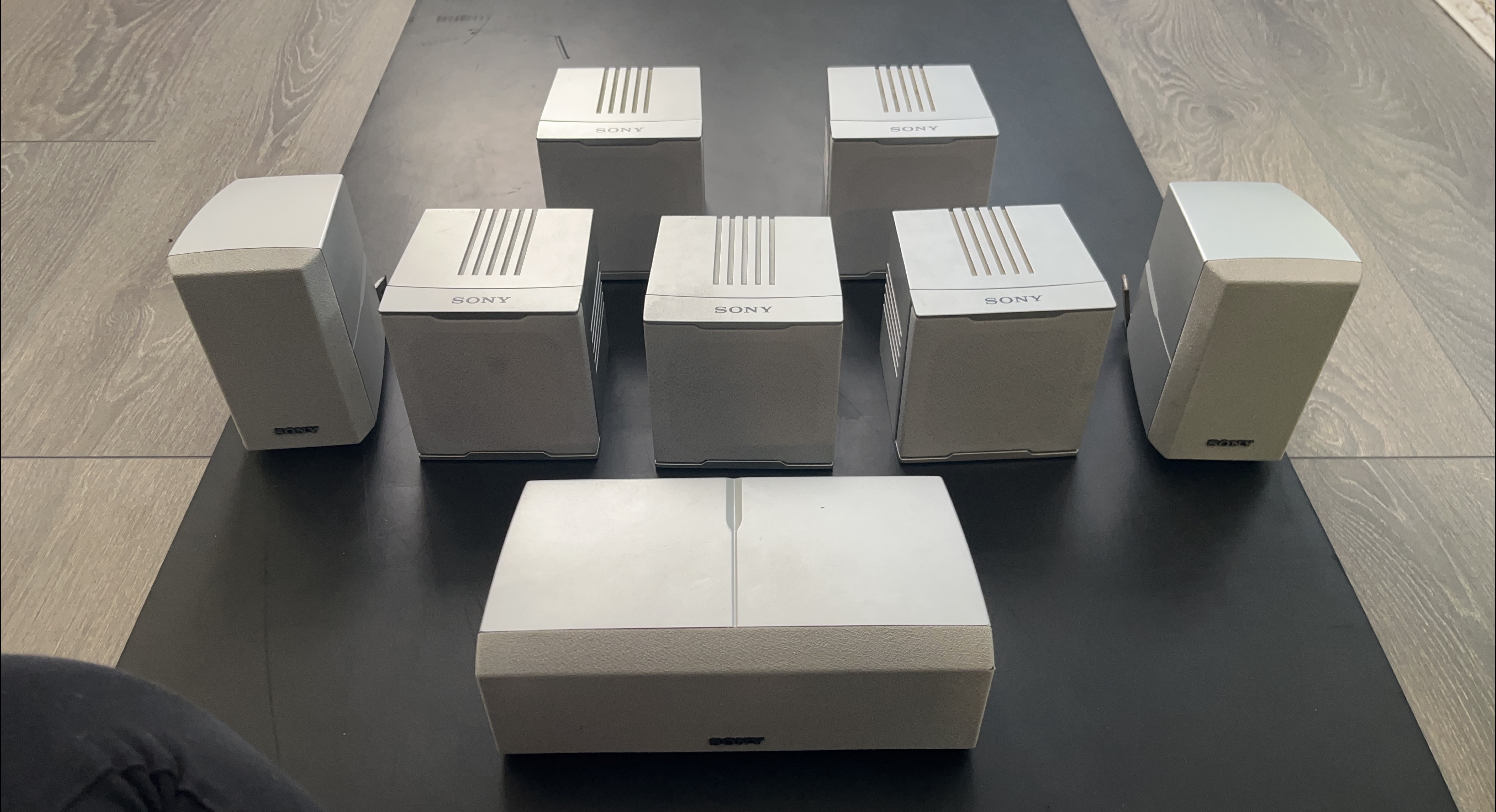 Sony 8 Channel Home Theatre Speaker System thumbnail