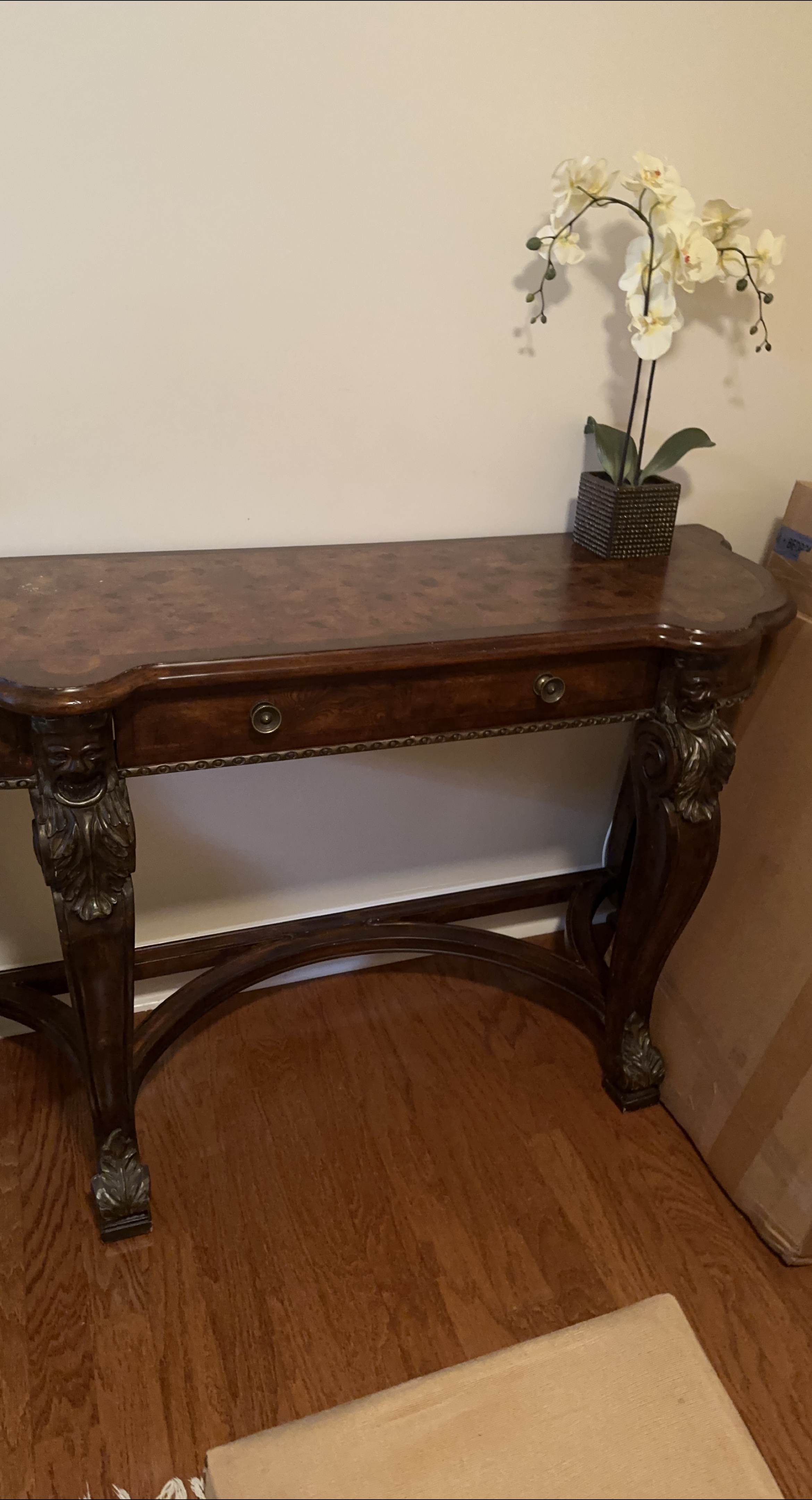 Antique Style Console Table thumbnail