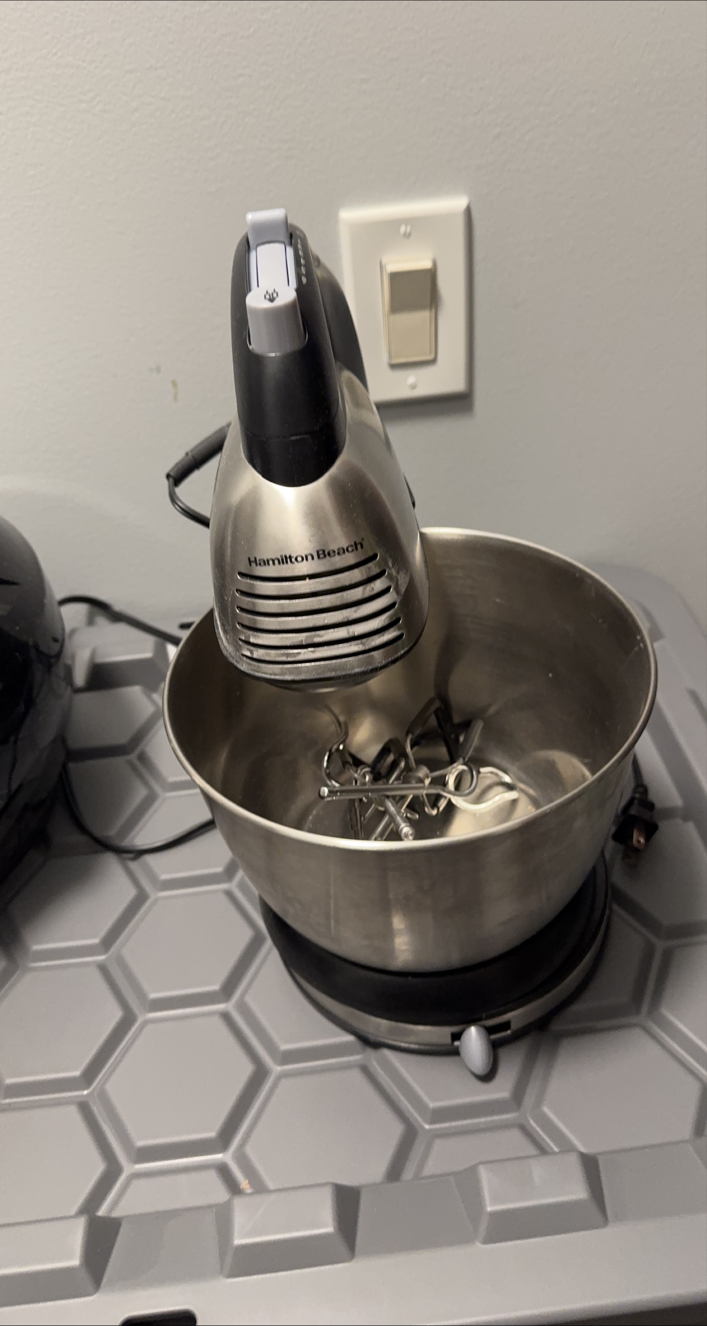 Hamilton Beach Stand Mixer thumbnail