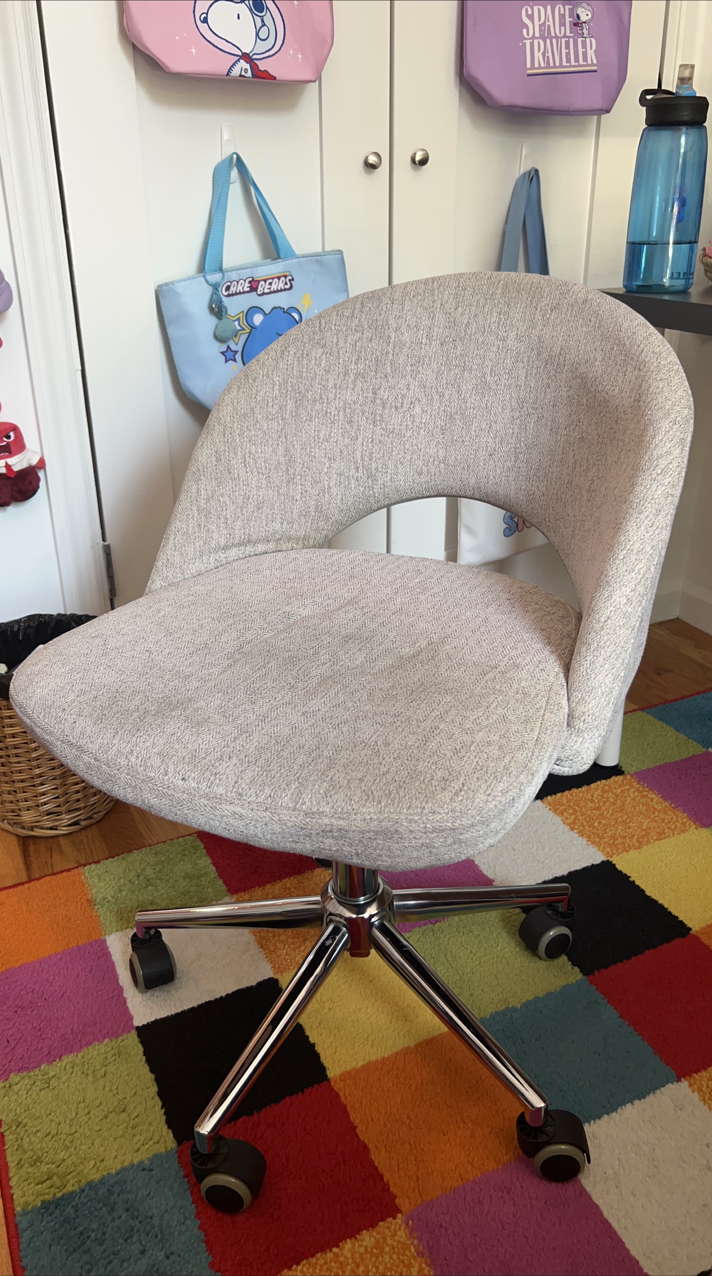 Gray Swivel Desk Chair thumbnail