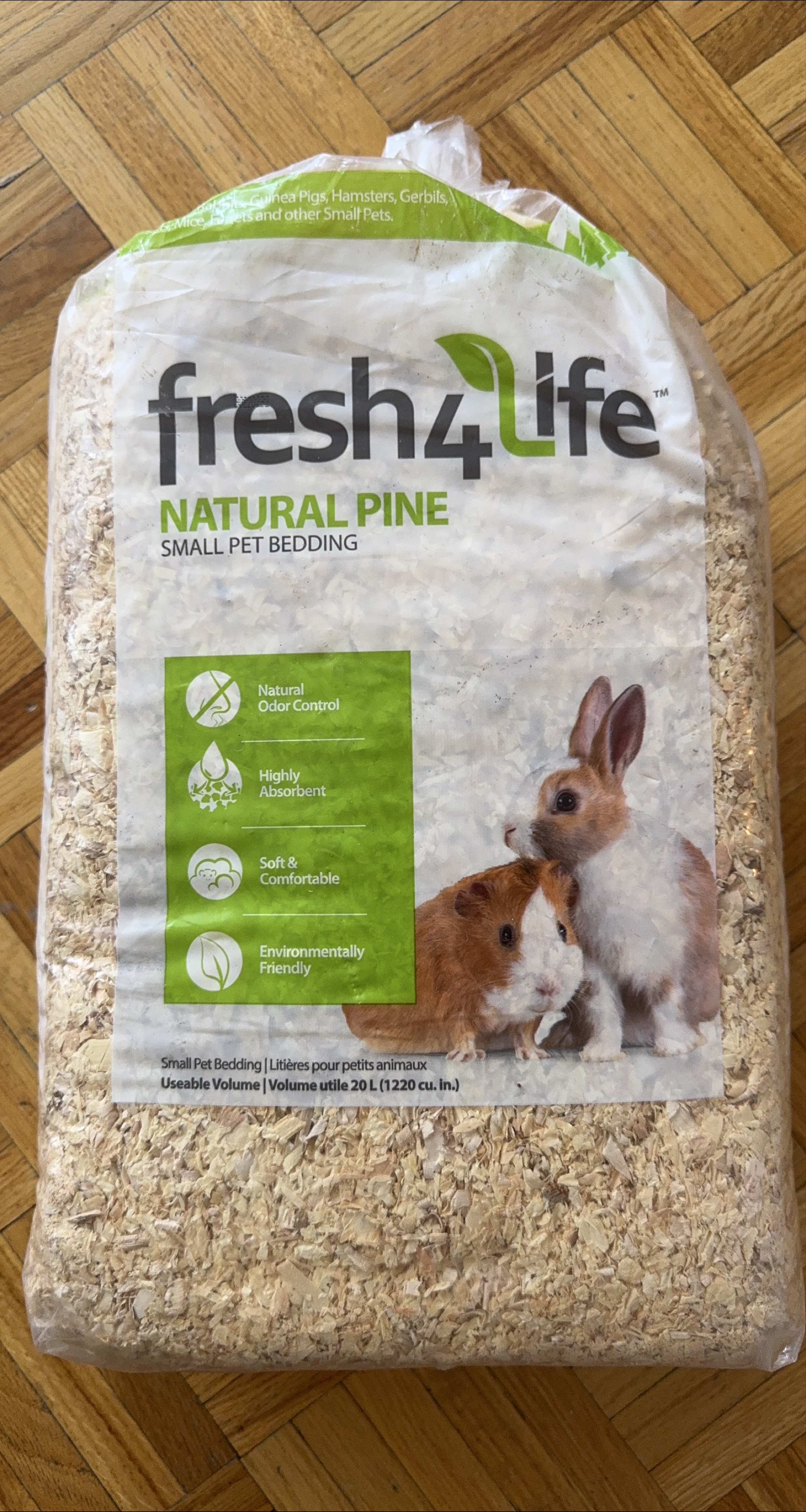 Fresh4Life Natural Pine Small Pet Bedding 20L thumbnail