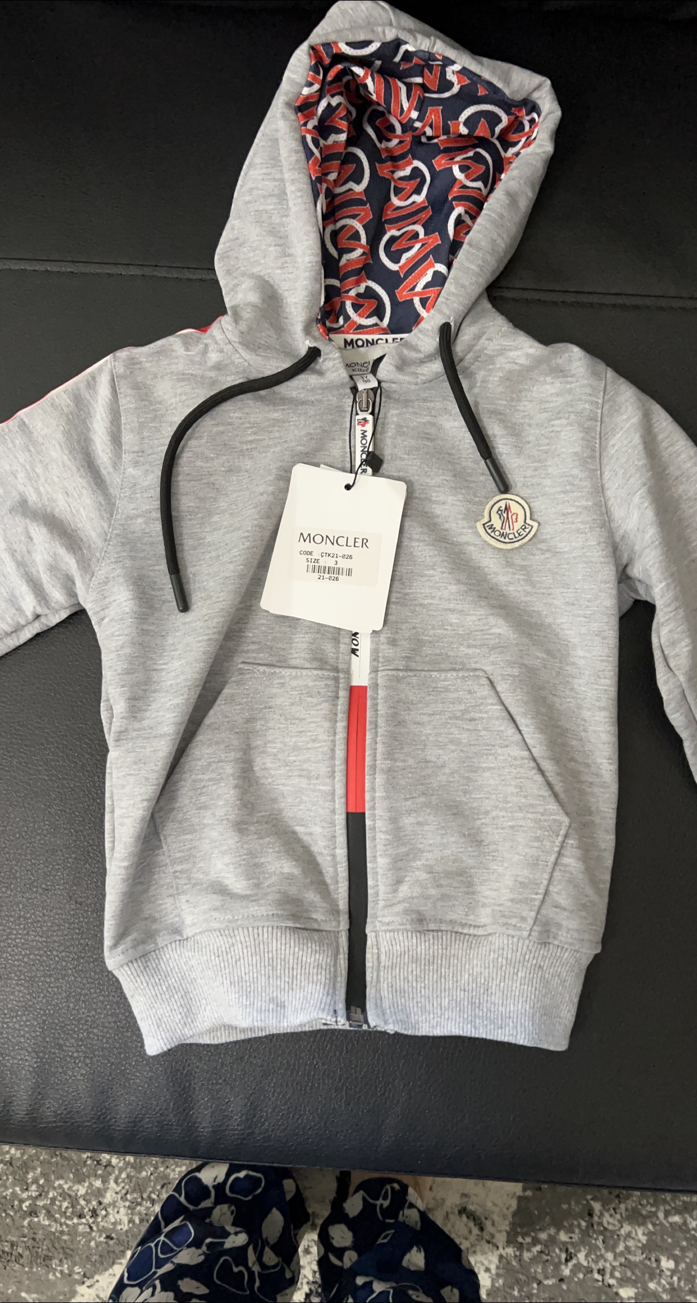 Moncler Kids Grey Zip-Up Hoodie Size 3 thumbnail