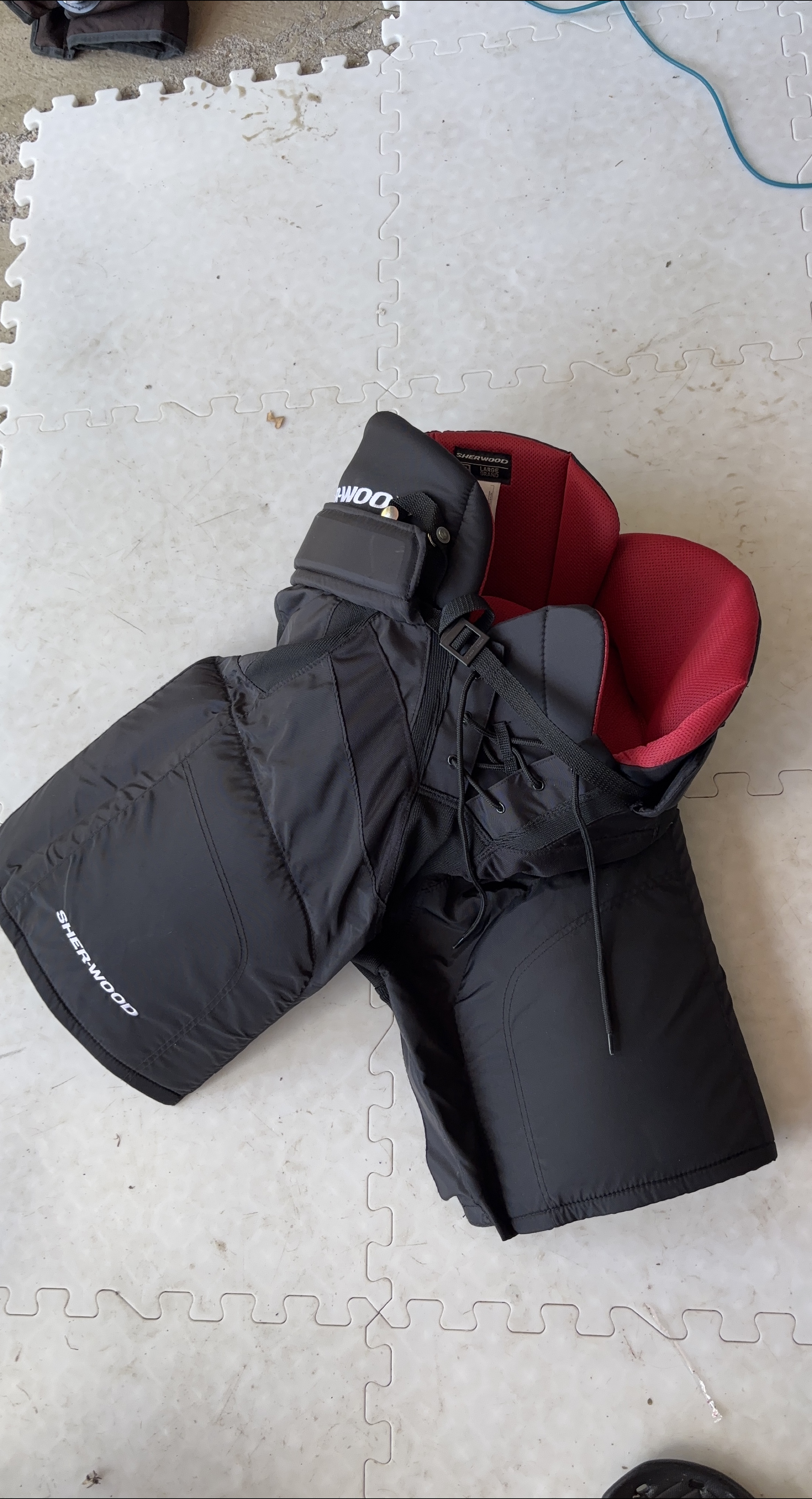 Sher-Wood Hockey Pants - Size Large thumbnail