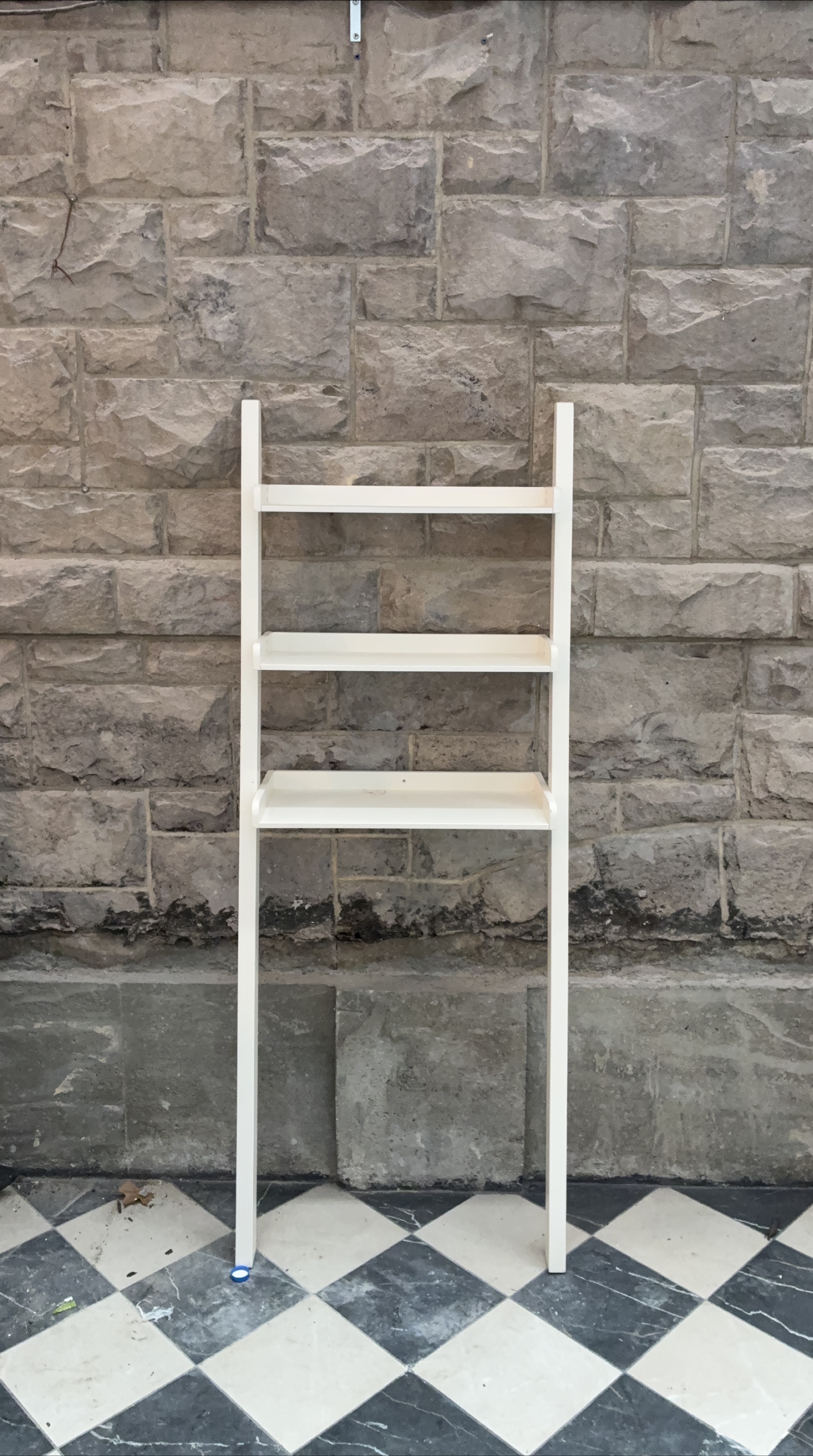 White Ladder Shelf - Great Condition! thumbnail