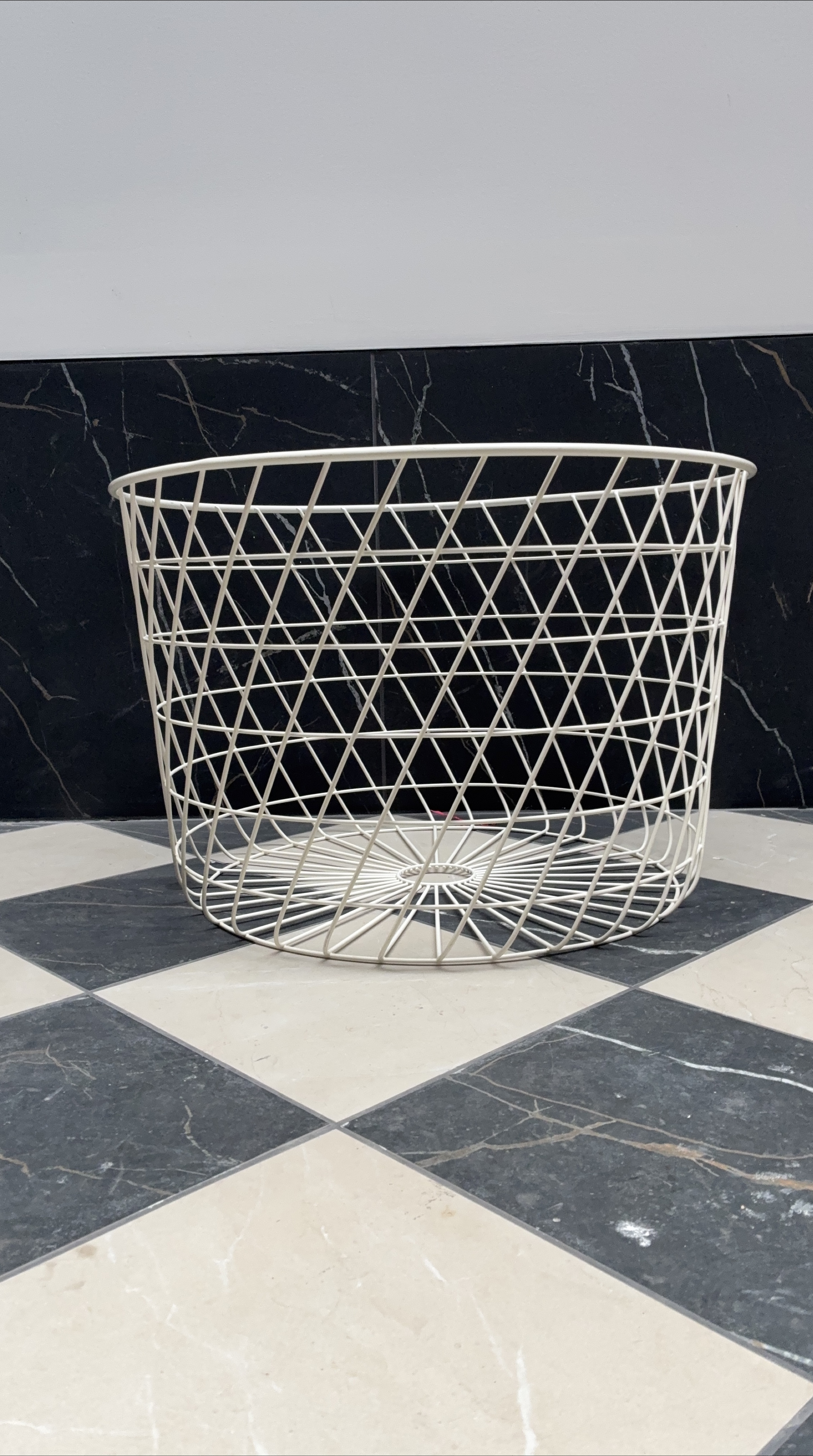White Wire Storage Basket thumbnail