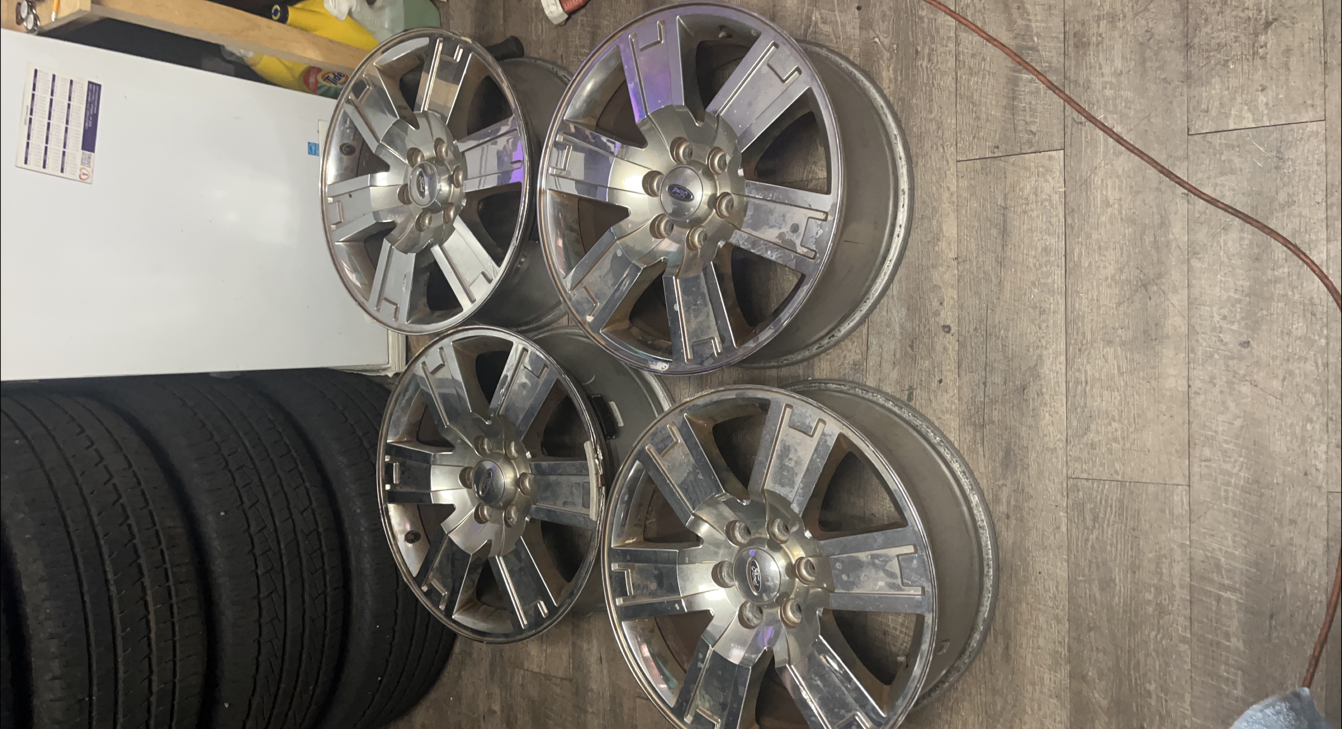 Ford Chrome Wheels - Set of 4 thumbnail
