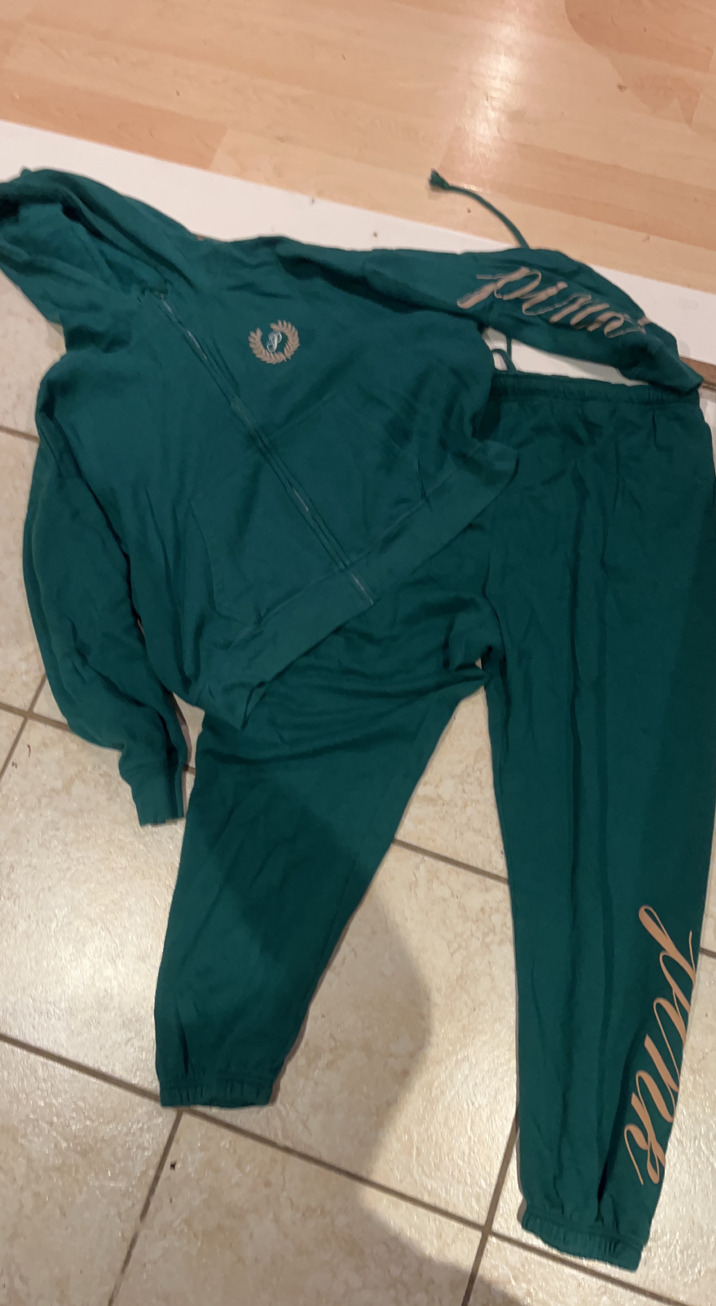 PINK Victoria's Secret Tracksuit thumbnail