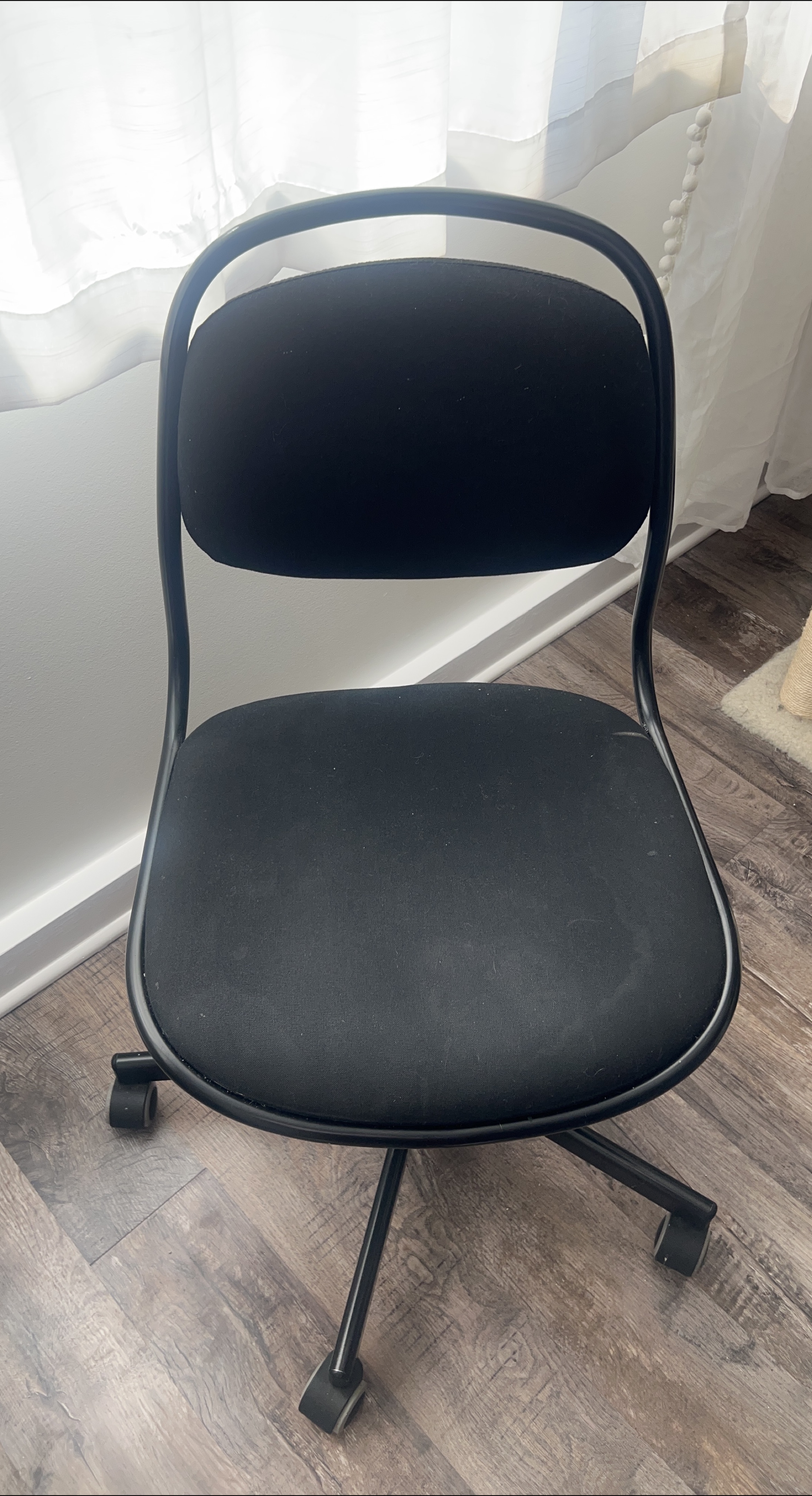 Black Swivel Office Chair - photo 2