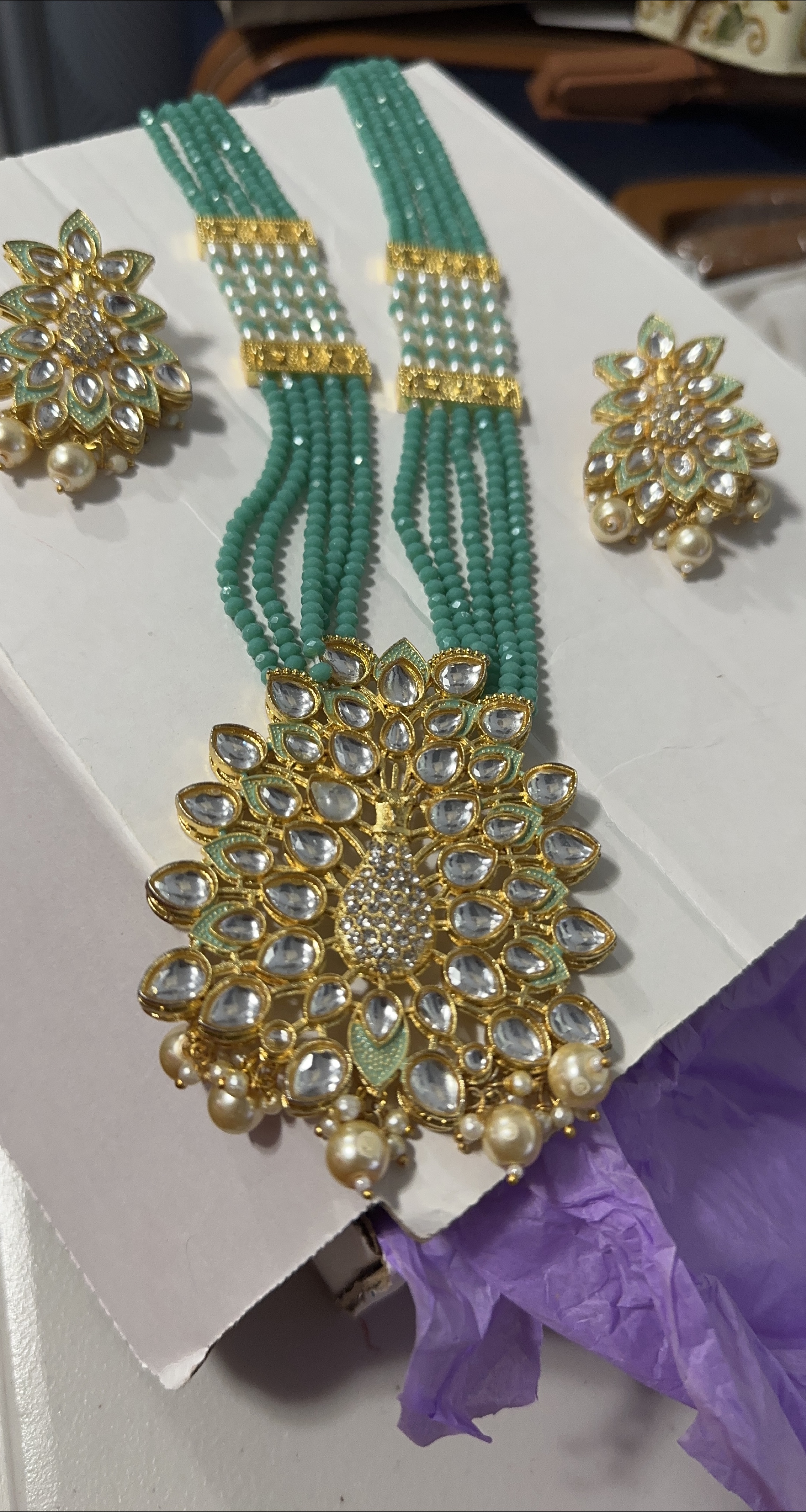 Necklace & Earring Set - Green & Gold thumbnail