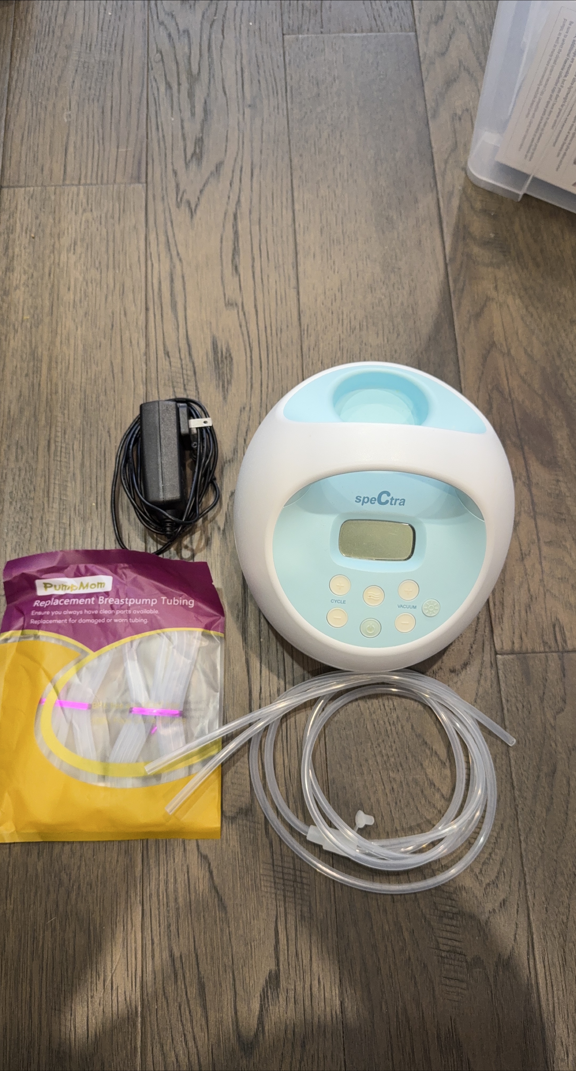 Spectra S1 Plus Electric Breast Pump + Accessories thumbnail