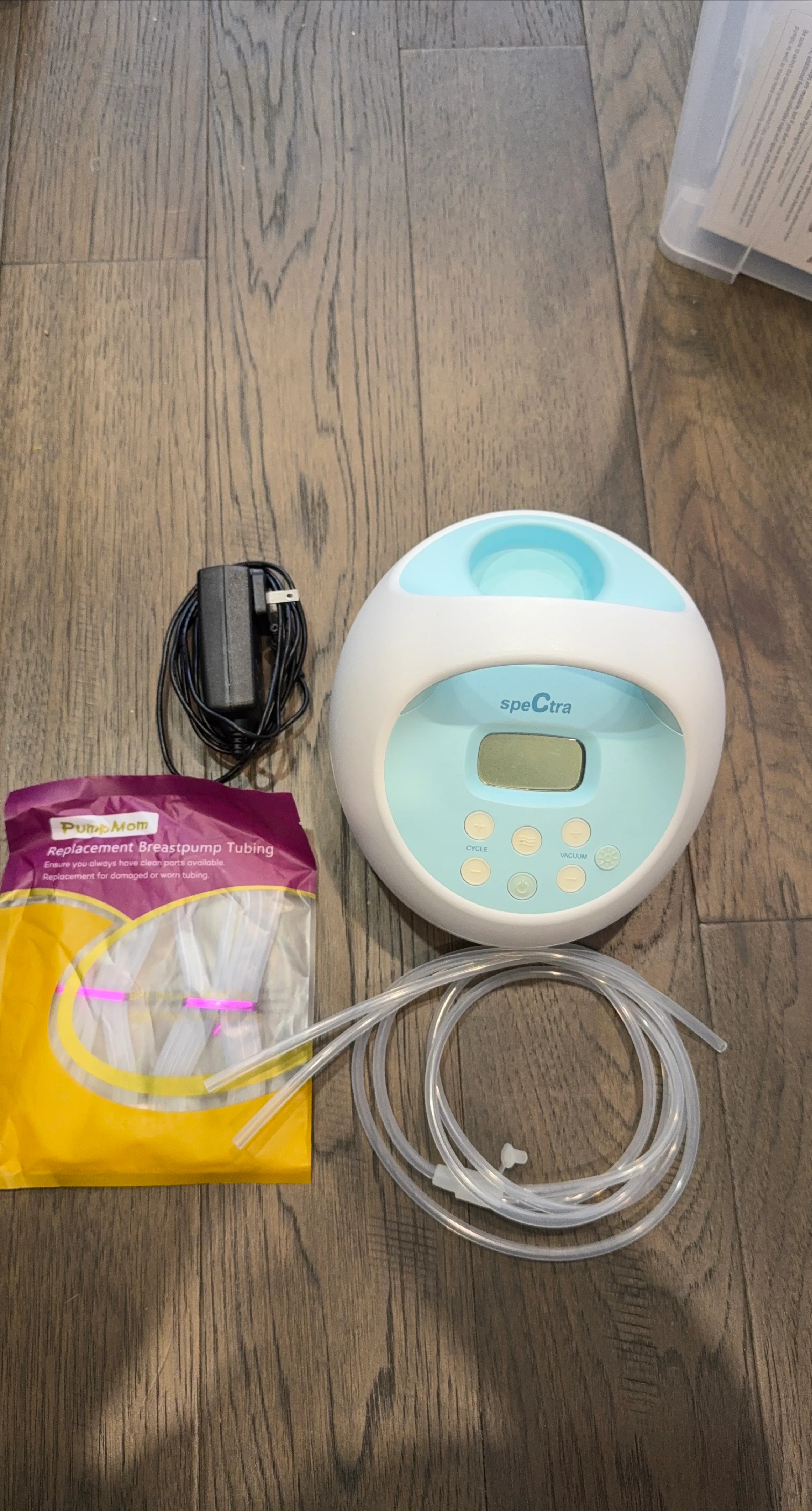 Spectra S1 Plus Electric Breast Pump + Accessories