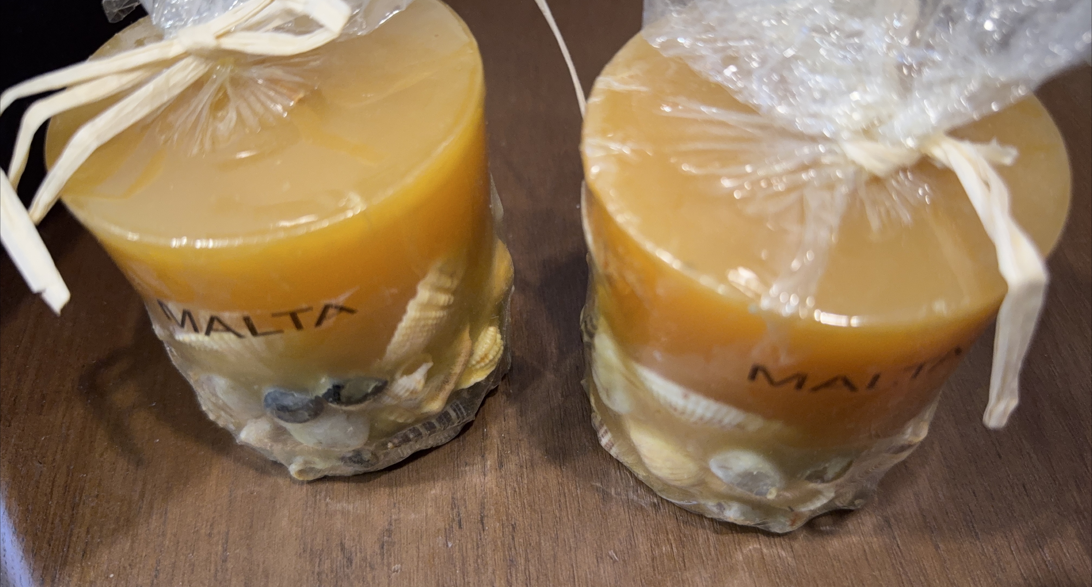 🇨🇦 New Malta Shell Candles - Set of 2 thumbnail