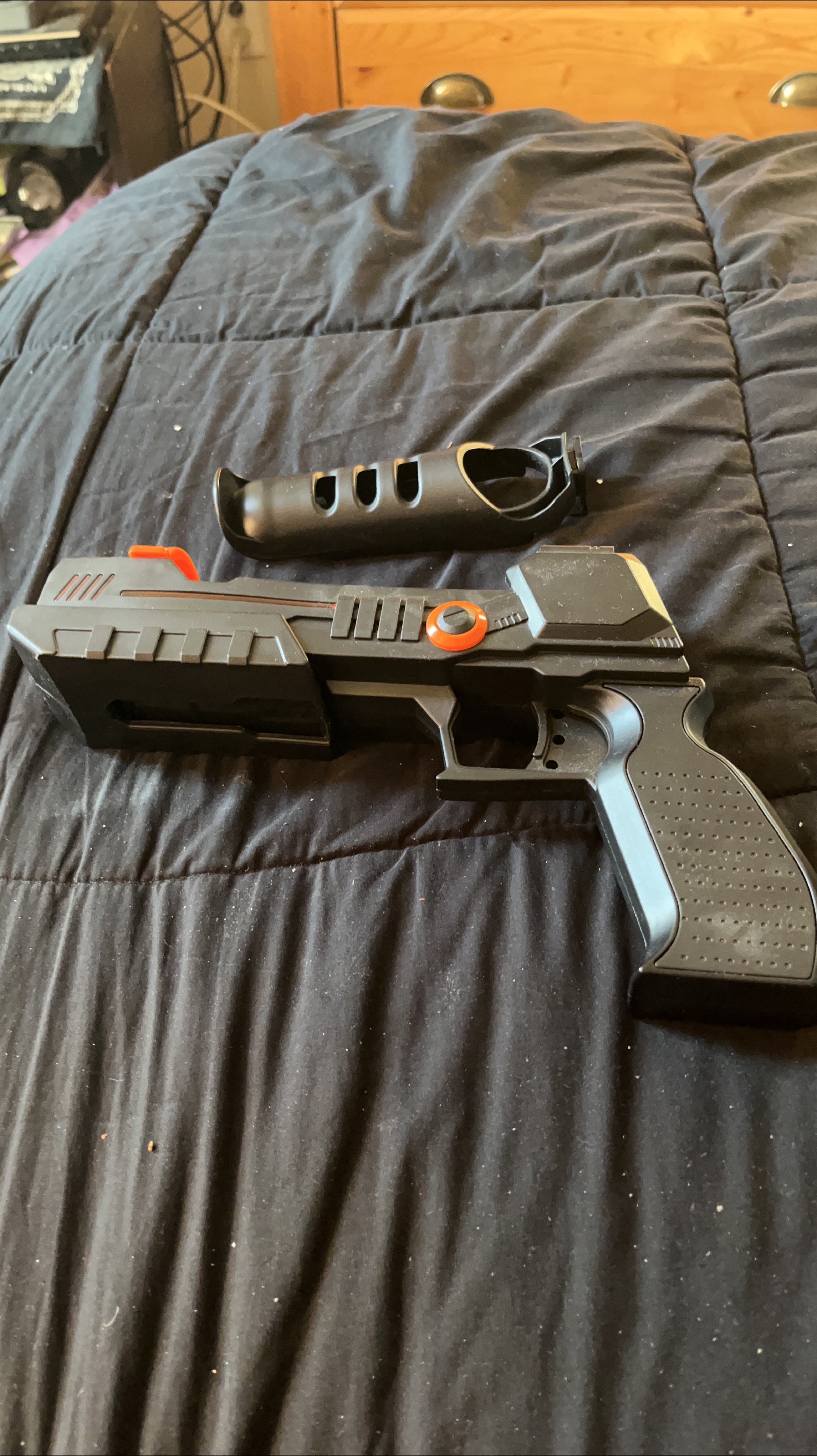 Toy Gun with Detachable Grip thumbnail