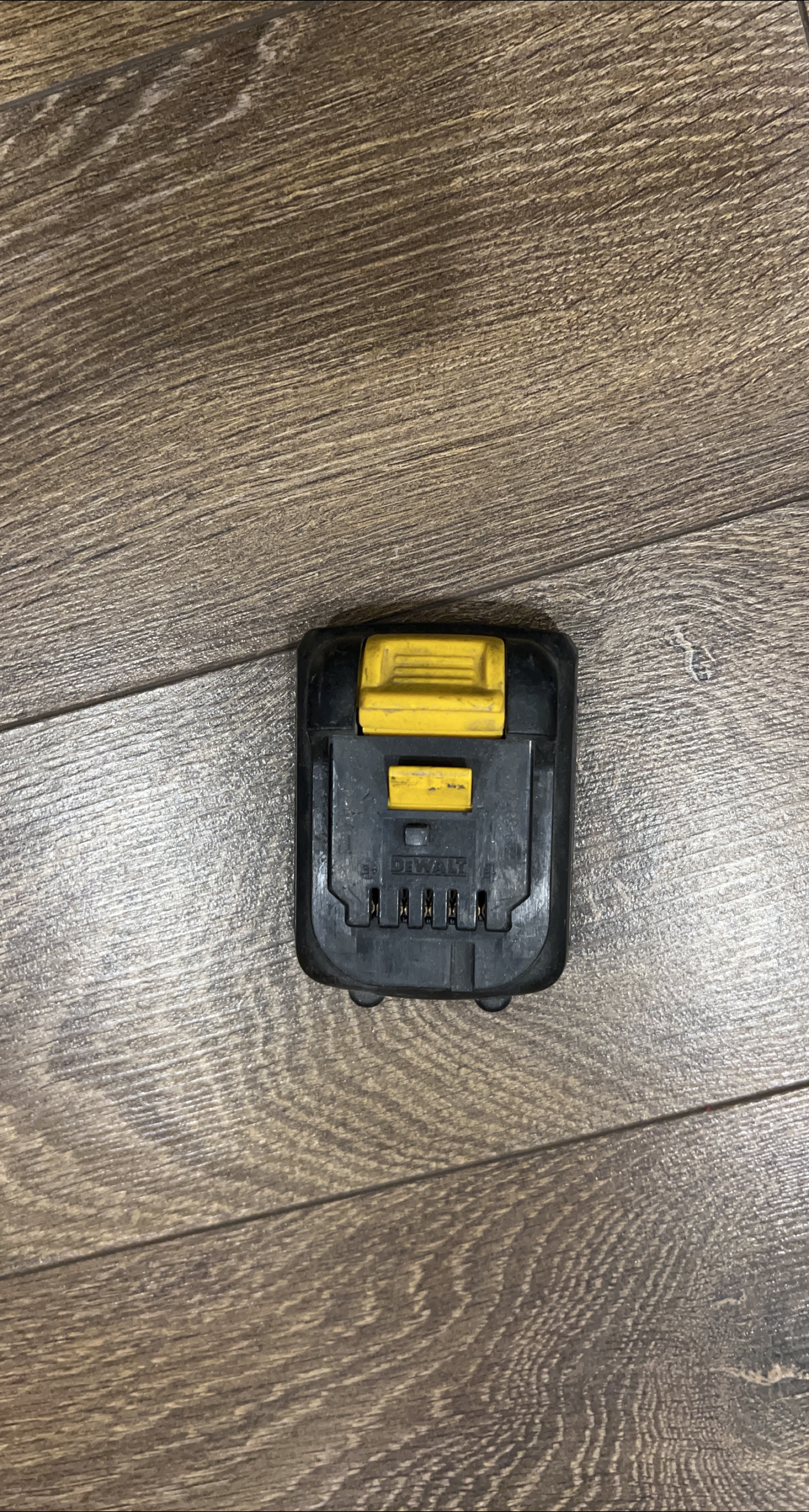DeWalt Battery 12 v thumbnail