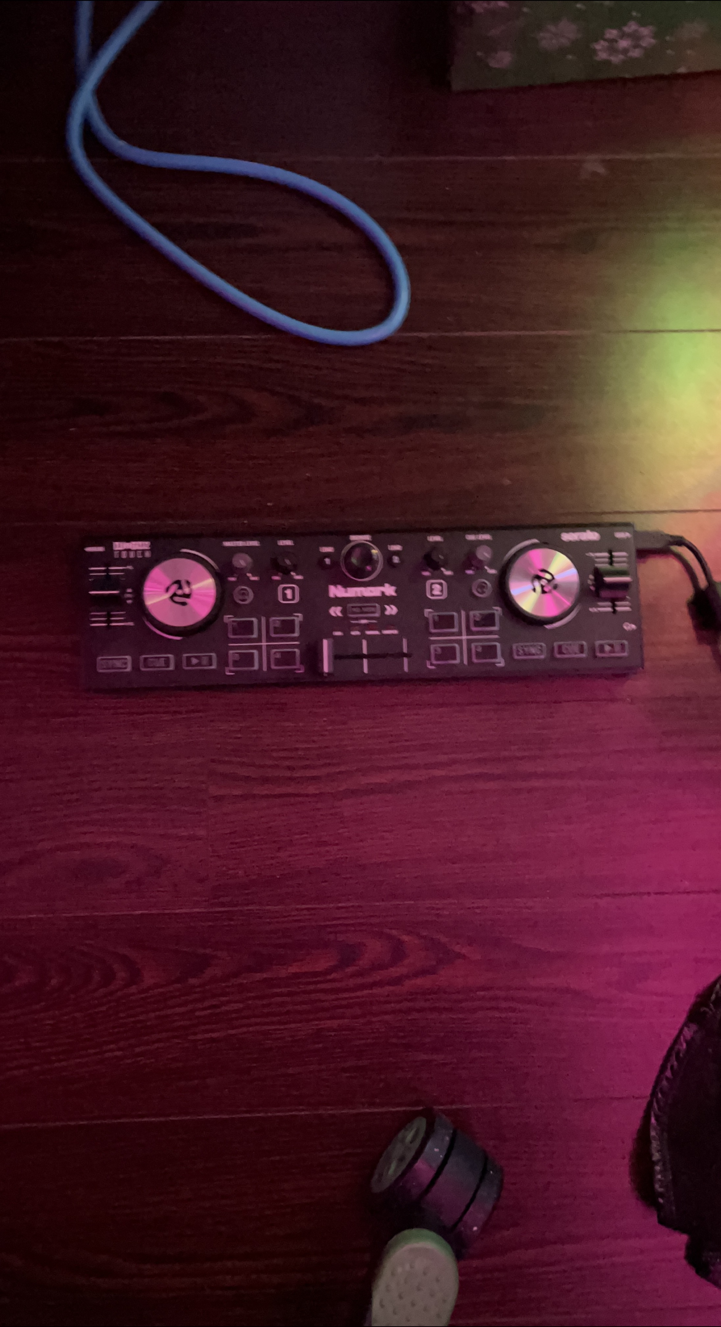 Numark DJ2GO2 Touch USB DJ Controller