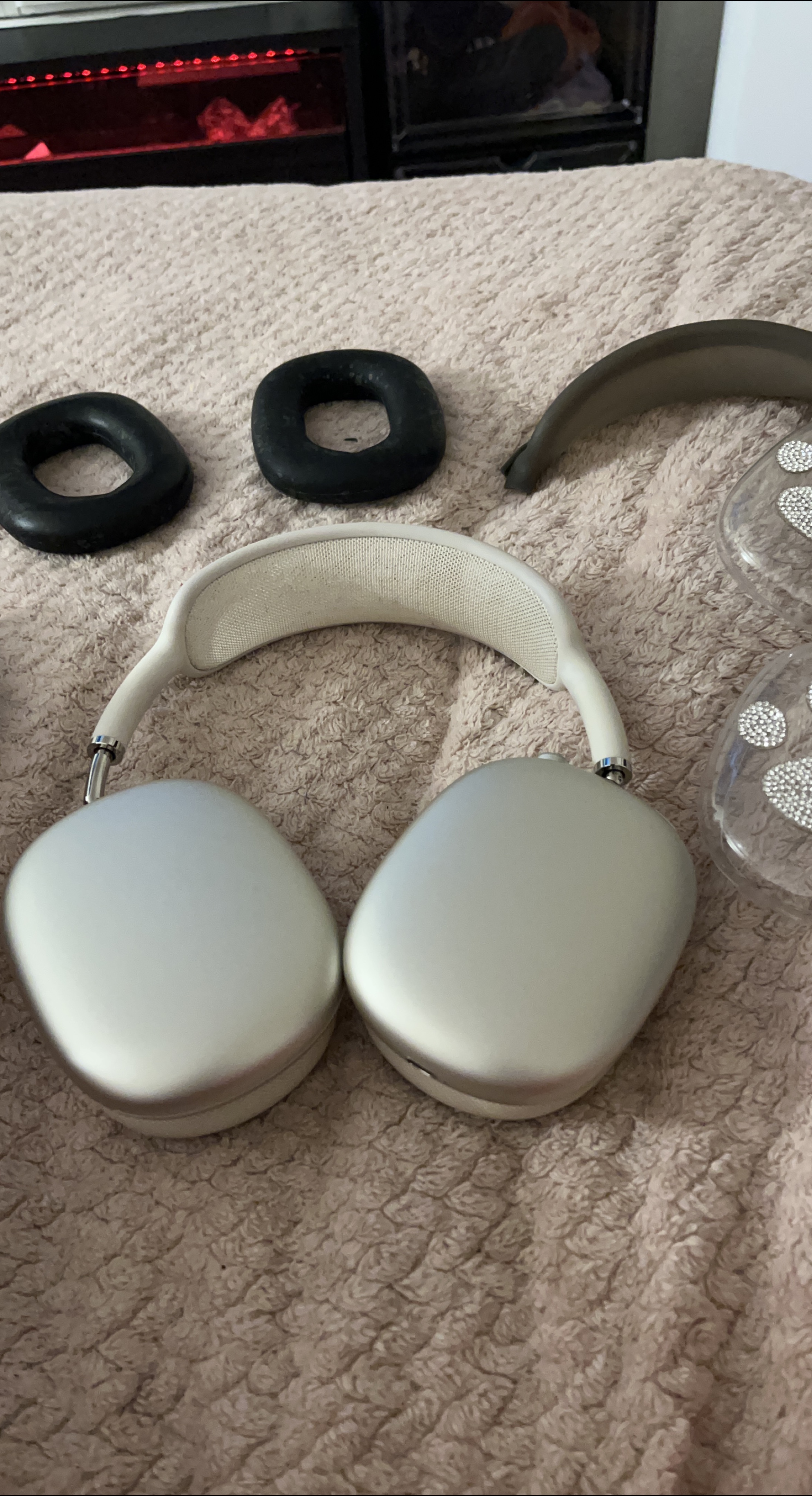 Apple Airpods Max Silver thumbnail